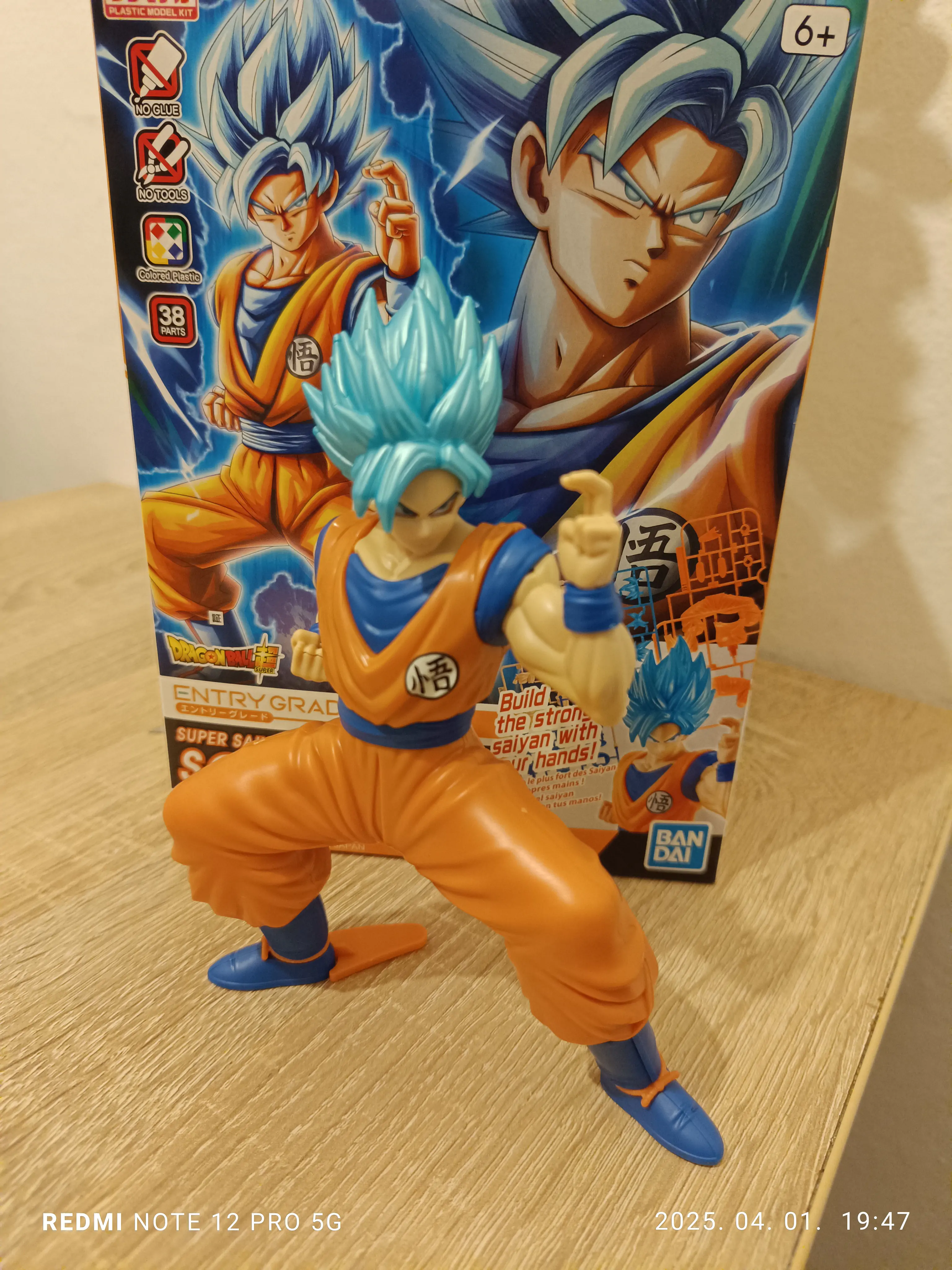 Dragon Ball Super Super Saiyan God Super Saiyan Son Goku Model Kit figura 15 cm fotografija proizvoda