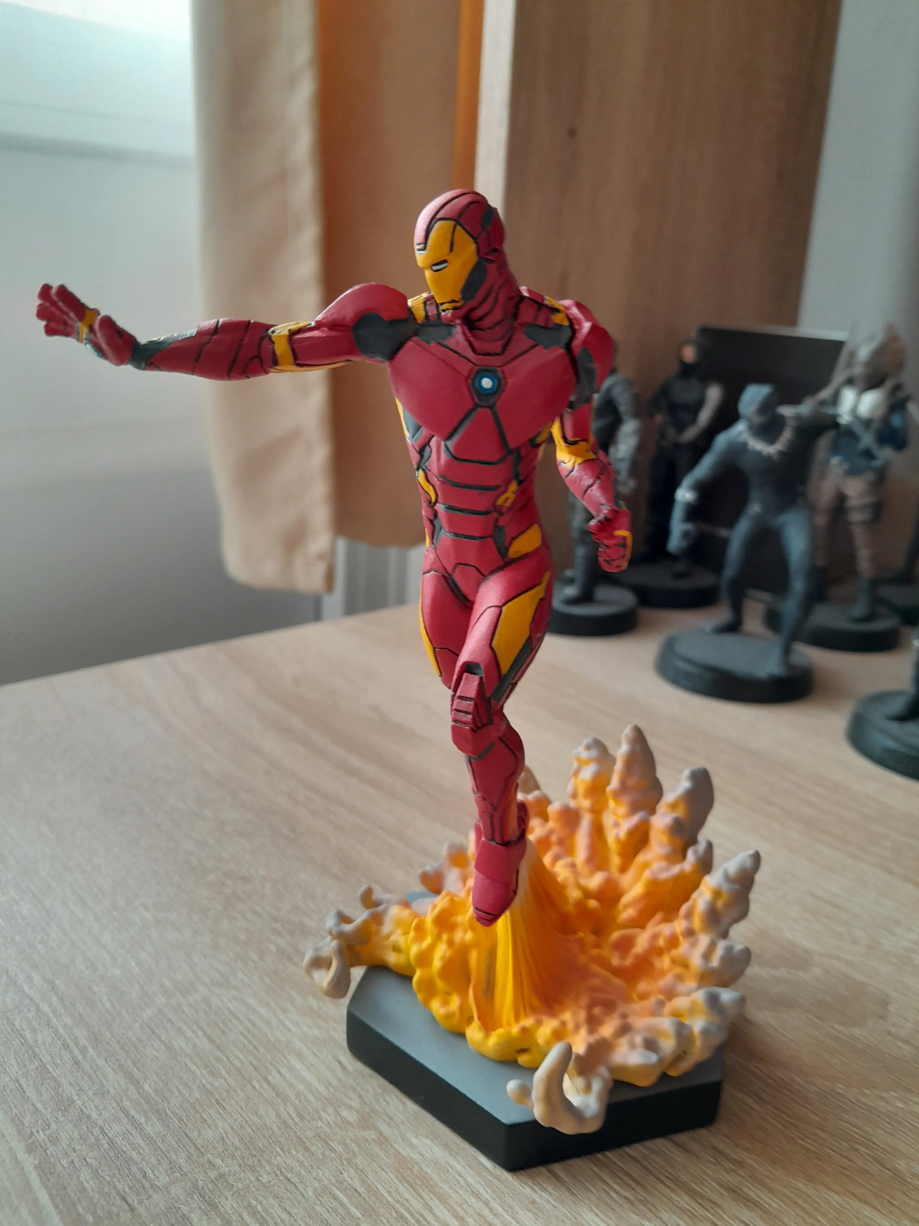 Marvel VS. Collection Kip 1/16 Iron Man 16 cm fotografija proizvoda