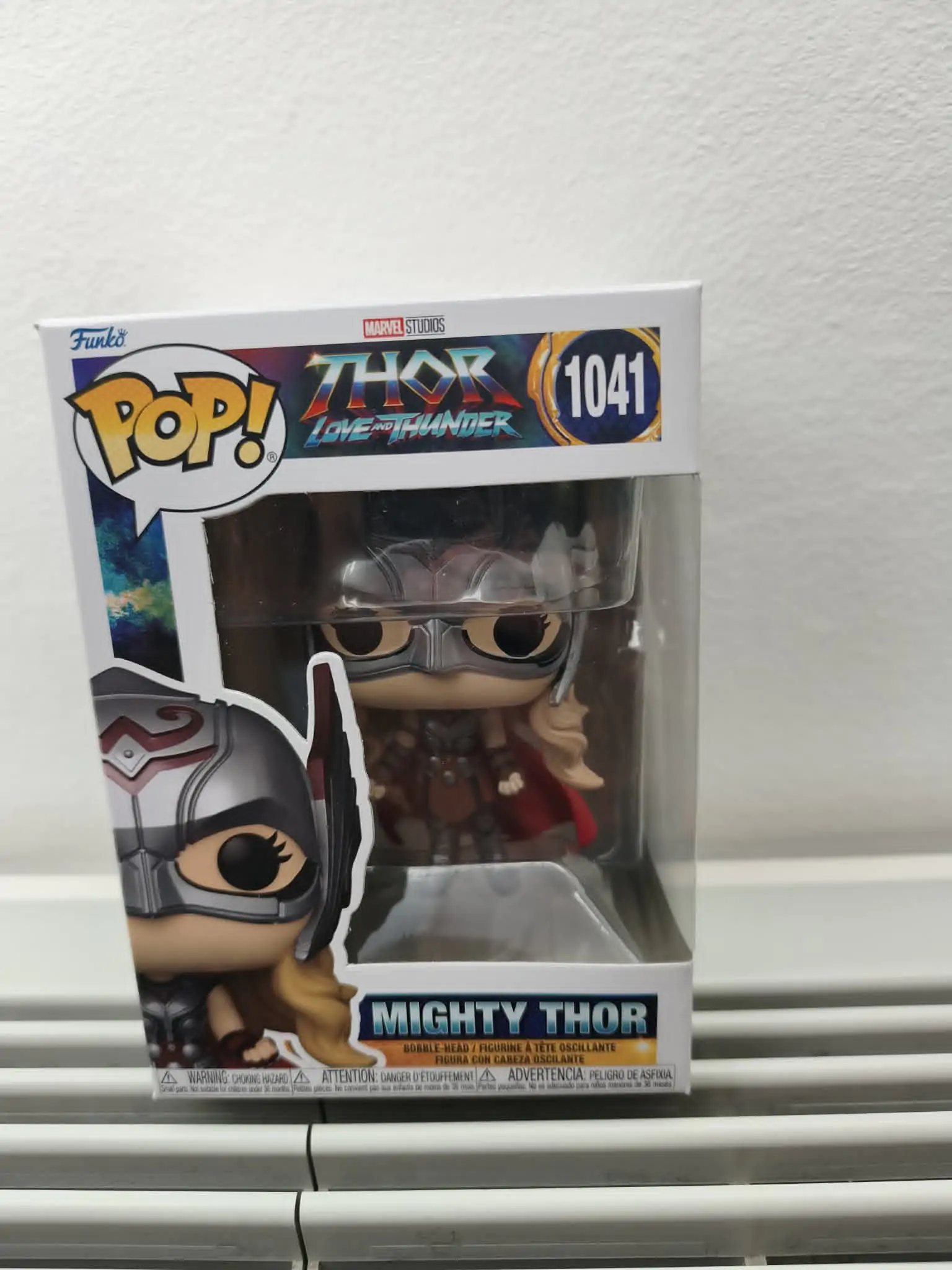 Thor: Love & Thunder POP! Vinilna figura Mighty Thor 9 cm fotografija proizvoda