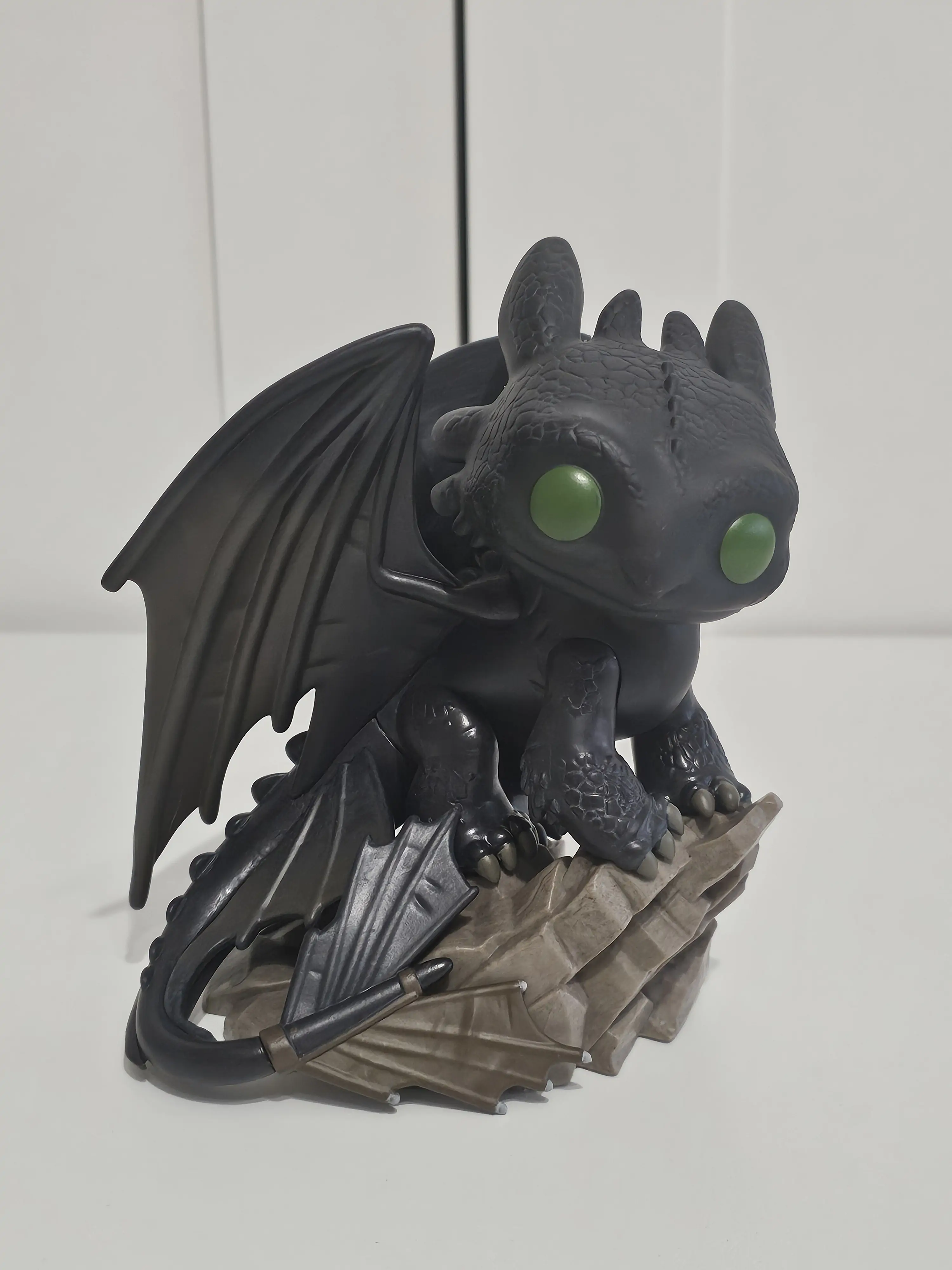 How to Train Your Dragon LAM Funko POP! Deluxe Vinilna Figura Toothless 16 cm fotografija proizvoda