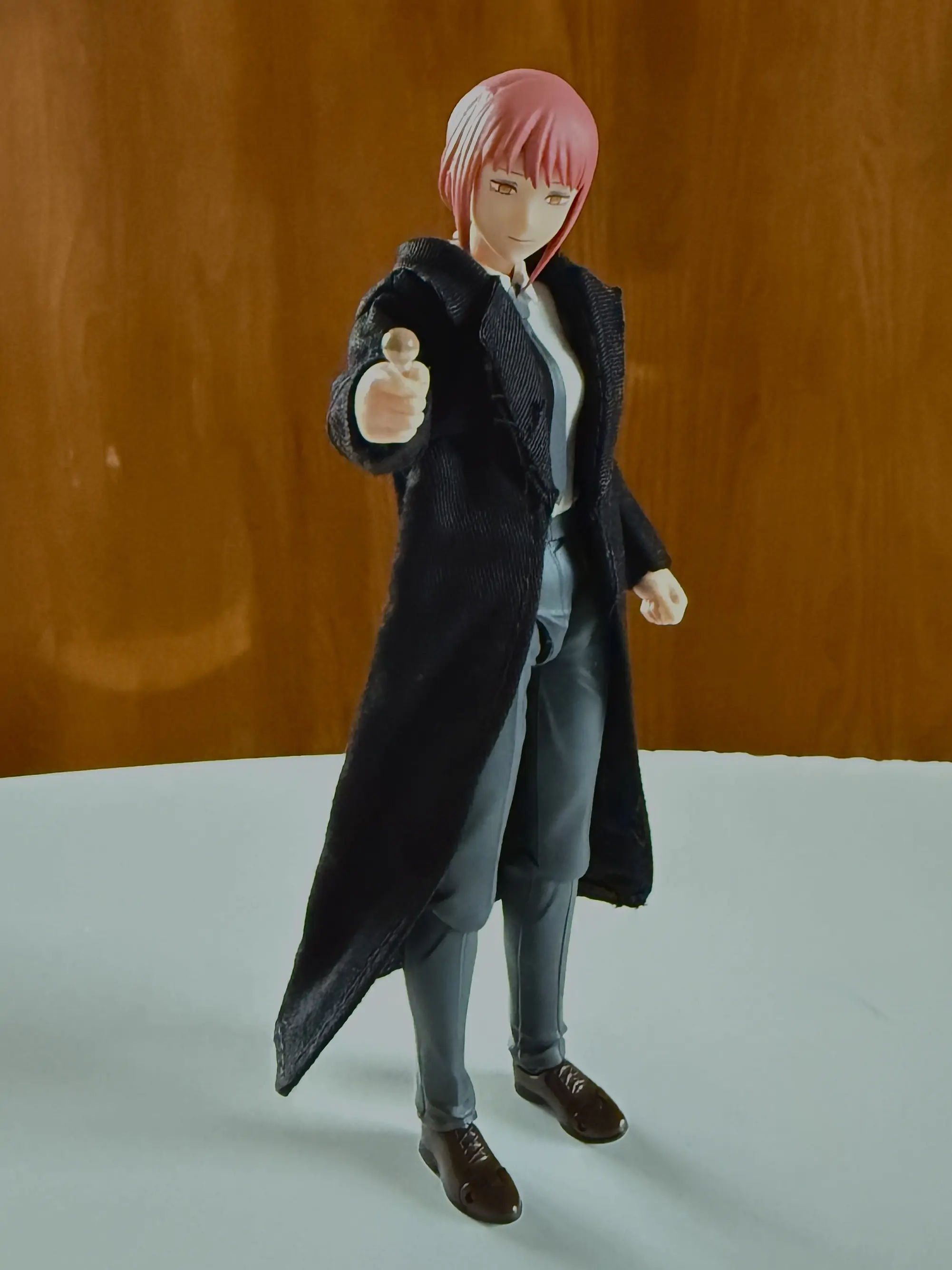 Chainsaw Man S.H. Figuarts akcijska figura Makima 14 cm fotografija proizvoda