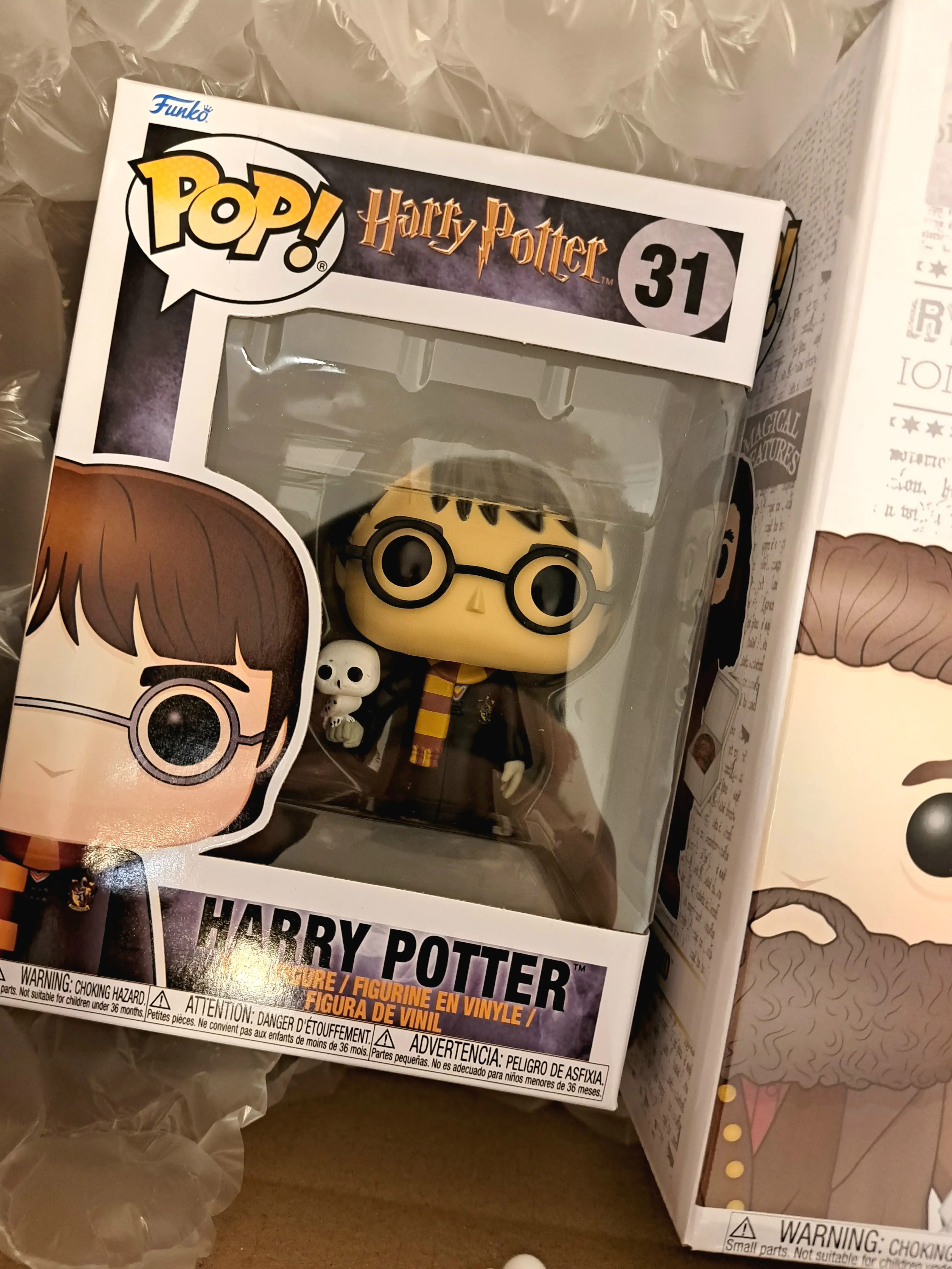 Harry Potter POP! Movies Vinilna Figura Harry s Hedwig 9 cm fotografija proizvoda