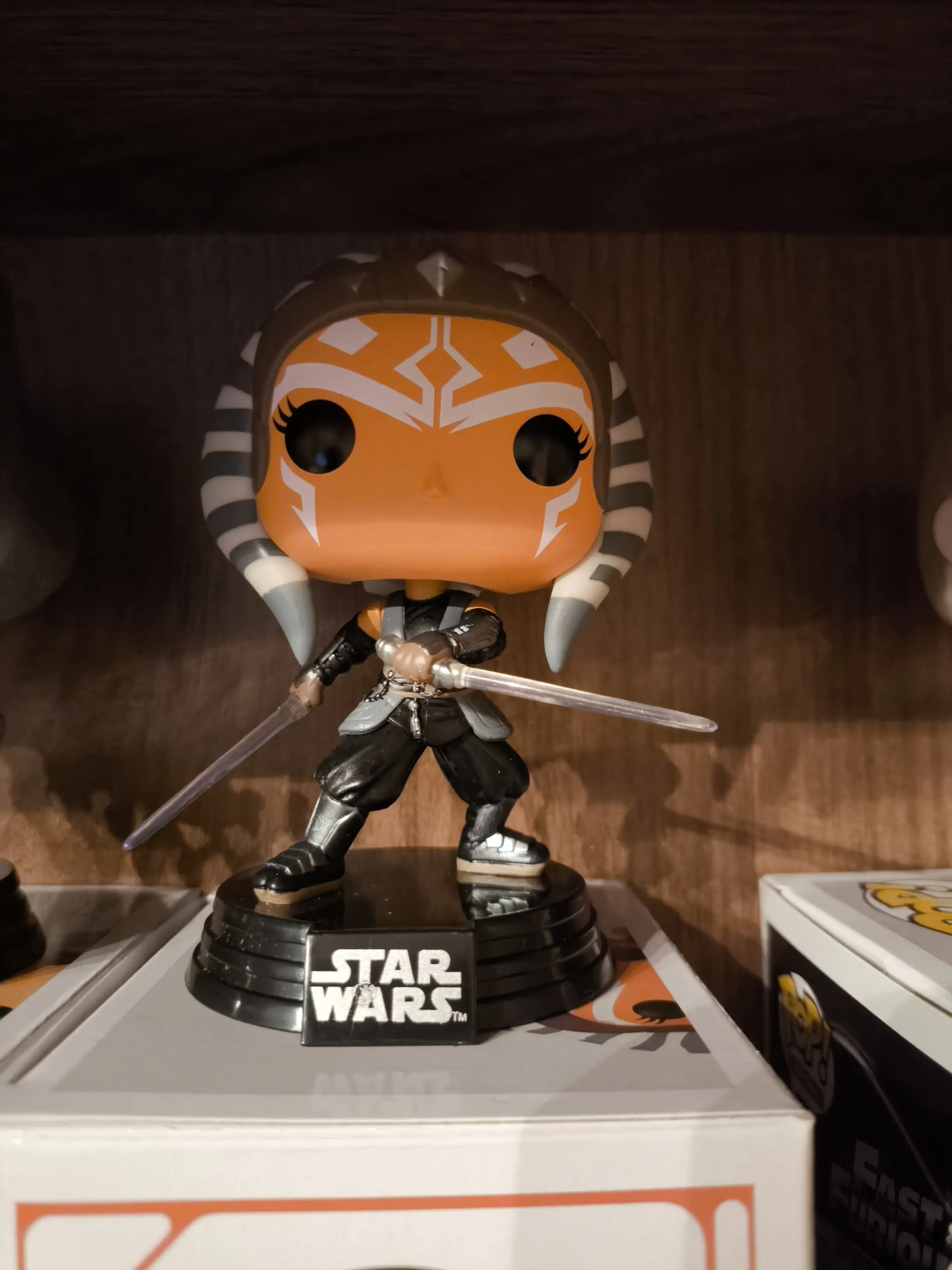 Star Wars The Mandalorian POP! TV Vinilna Figura Ahsoka 9 cm fotografija proizvoda