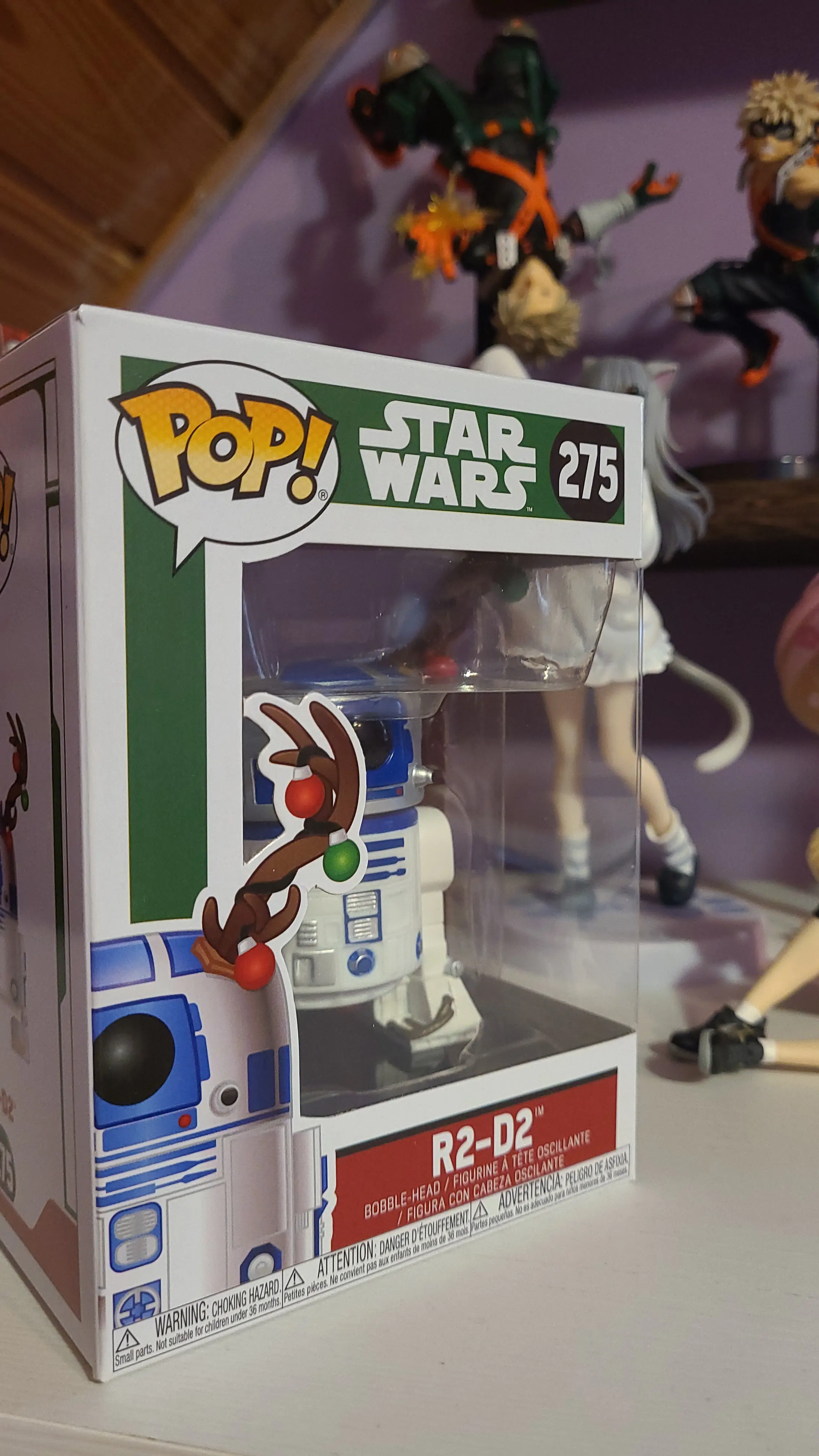 POP figurica Star Wars Holiday R2-D2 s rogovljem fotografija proizvoda