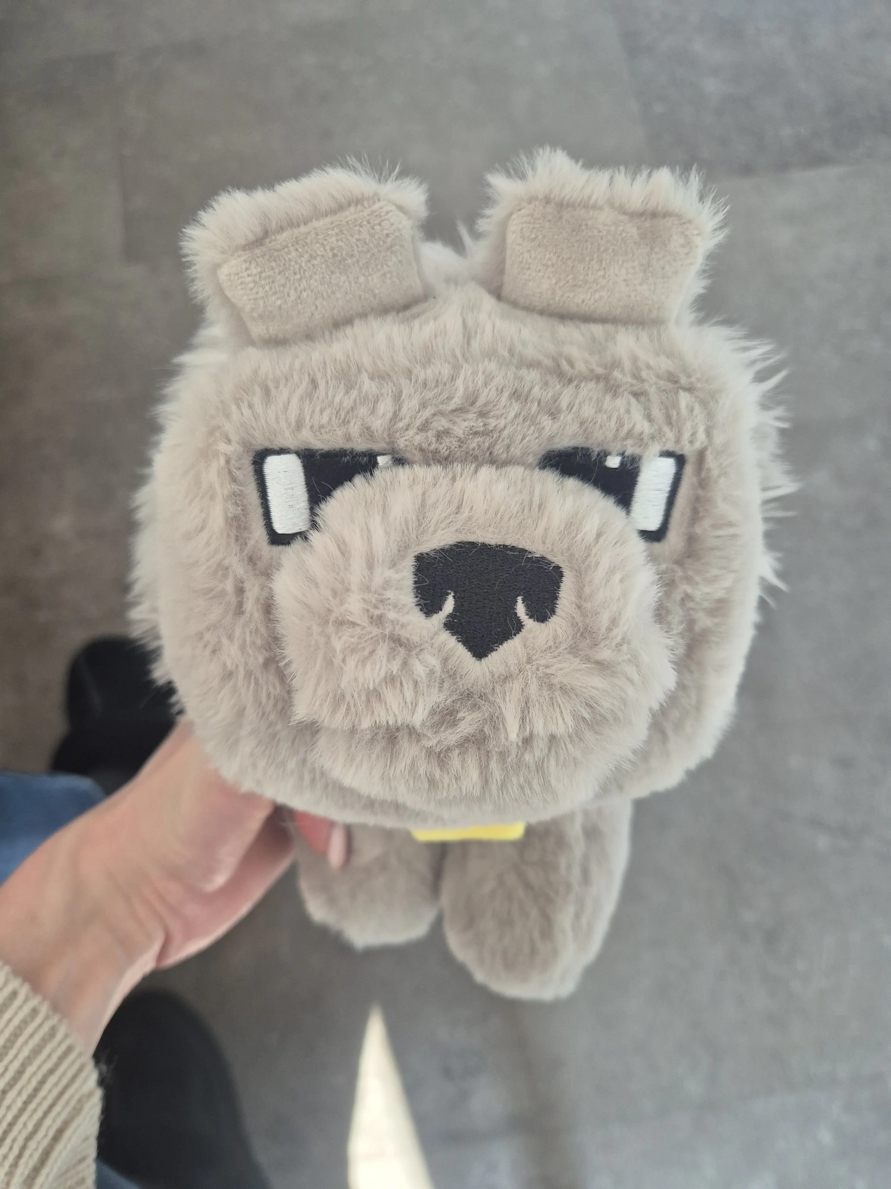 Minecraft filmska plišana figura Dennis the Wolf 20 cm fotografija proizvoda