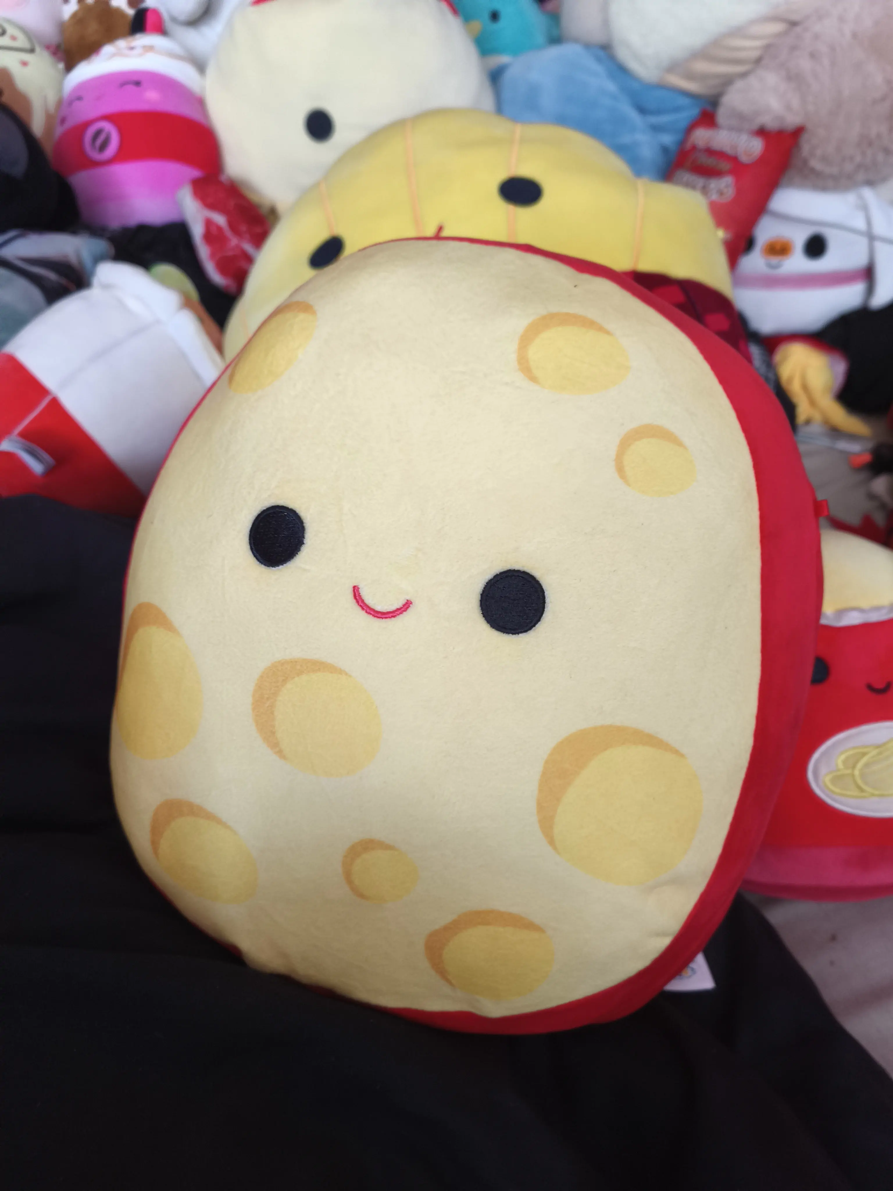 Squishmallows plišana figura Mannon Gouda Cheese 30 cm fotografija proizvoda