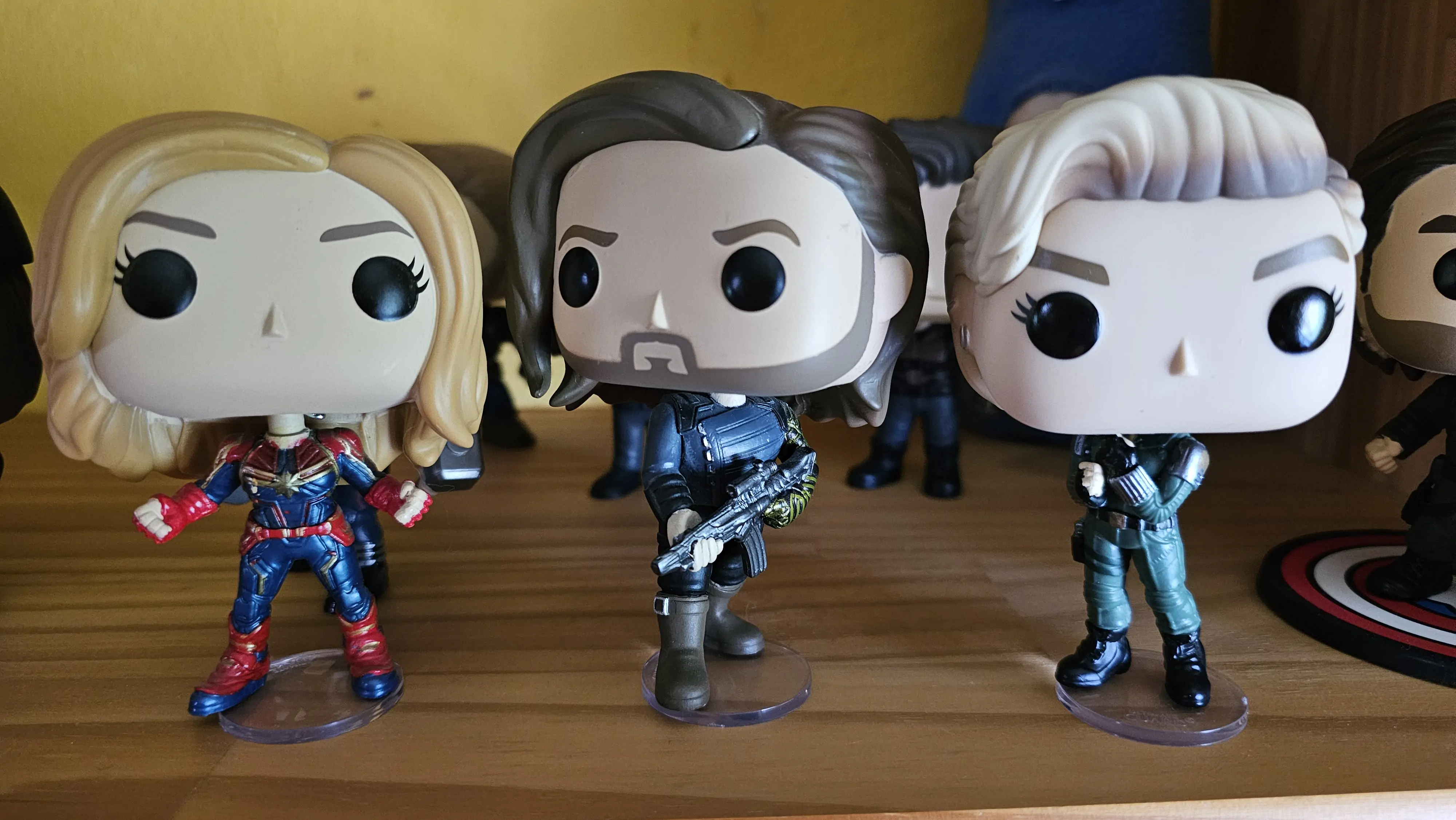 Ultimate Guard stalci za figure veliki klin Vintage (1 komad) fotografija proizvoda