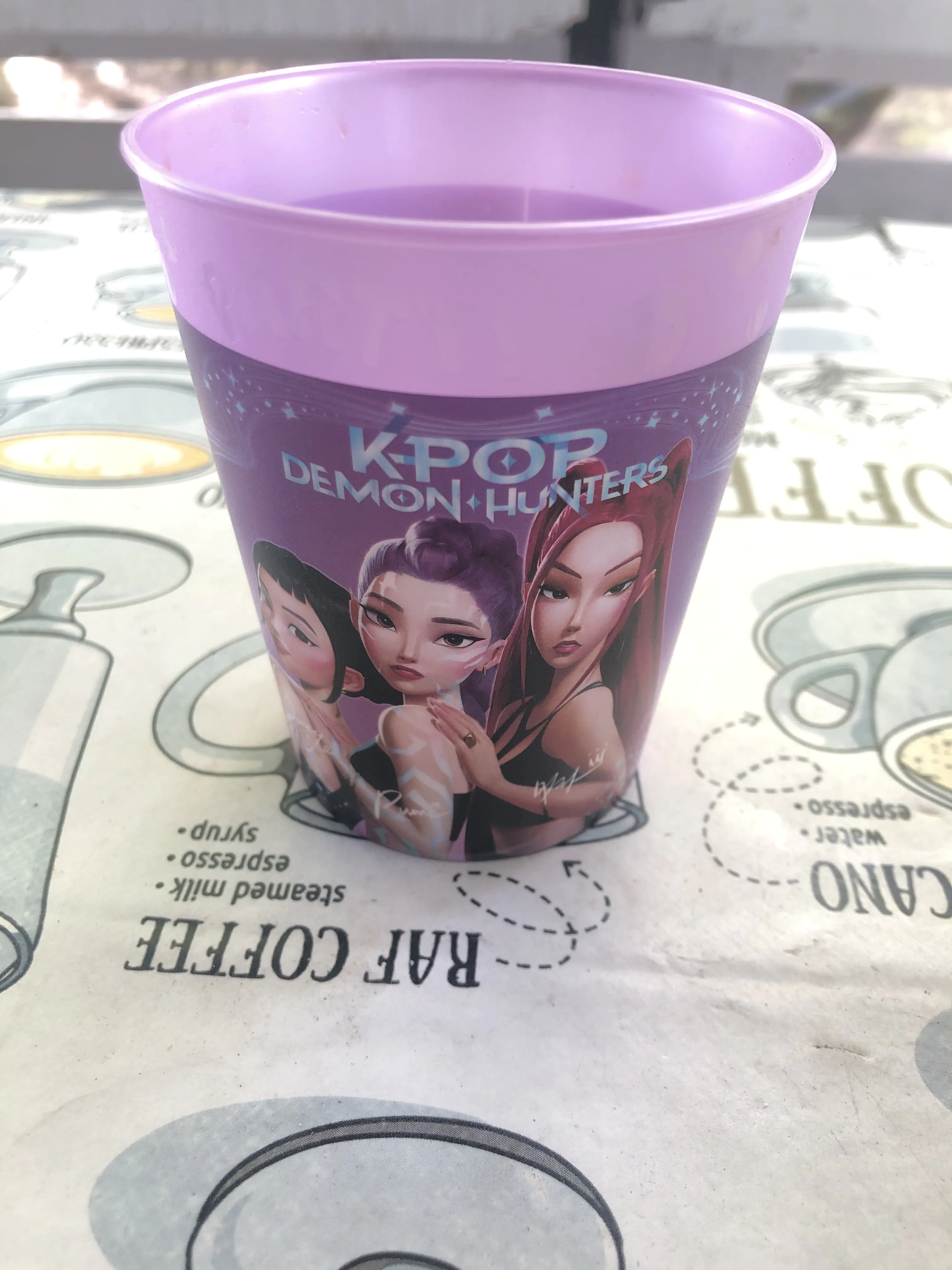 K-pop Demon Hunters plastični set od 4 šalice, 250 ml fotografija proizvoda