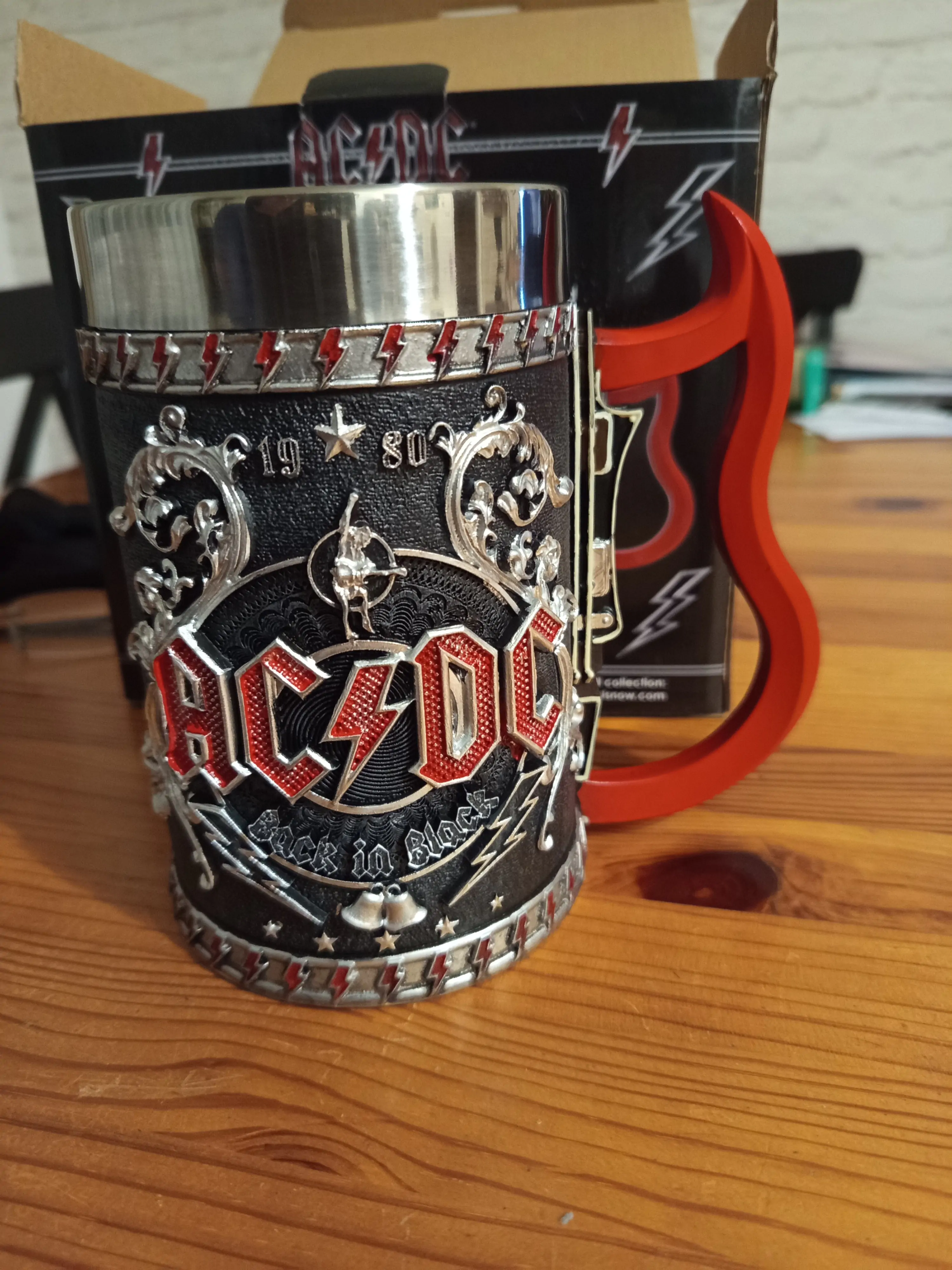 ACDC Tankard Back In Black - Krigla fotografija proizvoda