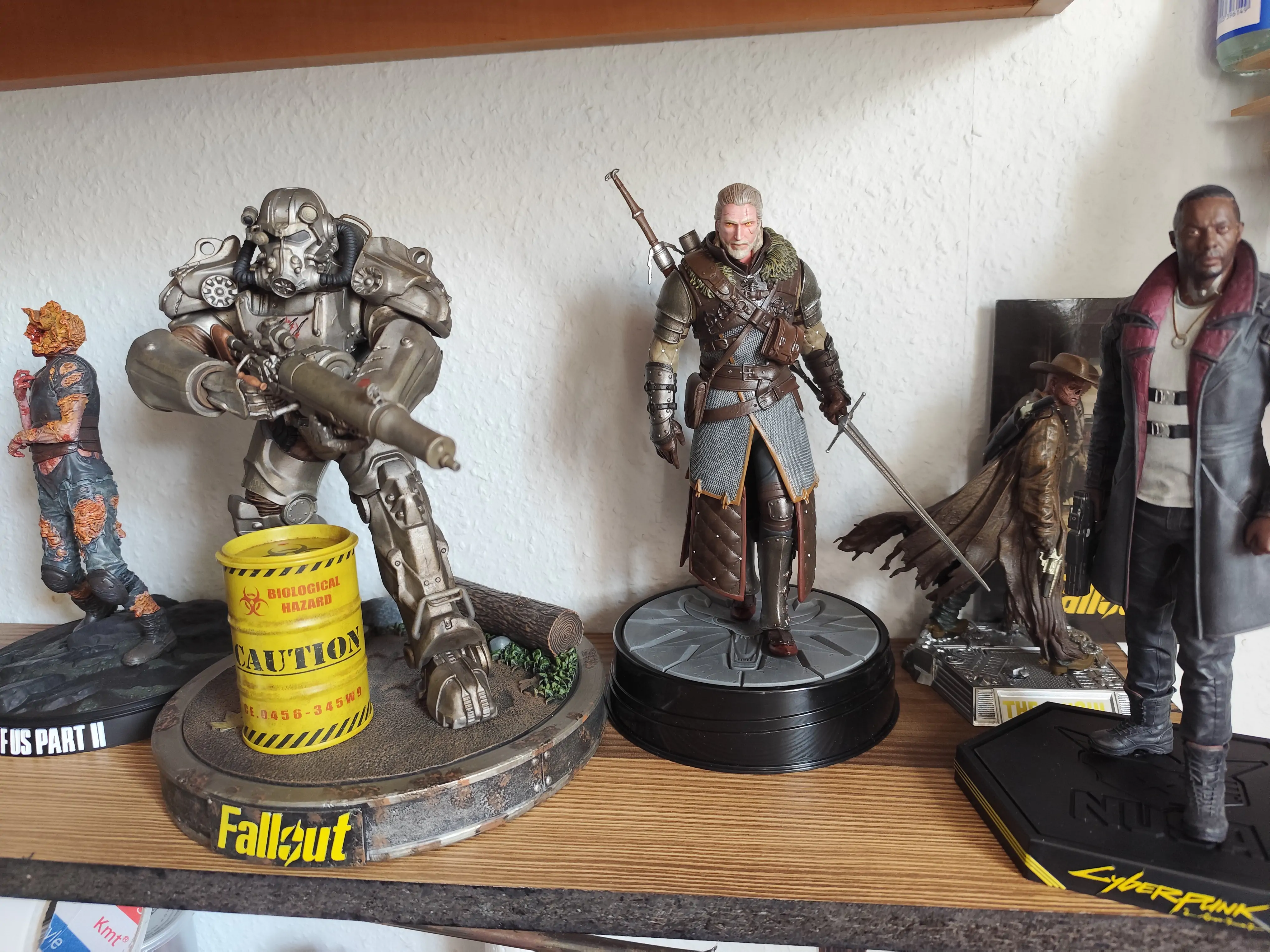 Witcher 3 Wild Hunt PVC Kip Geralt Grandmaster Ursine 24 cm fotografija proizvoda