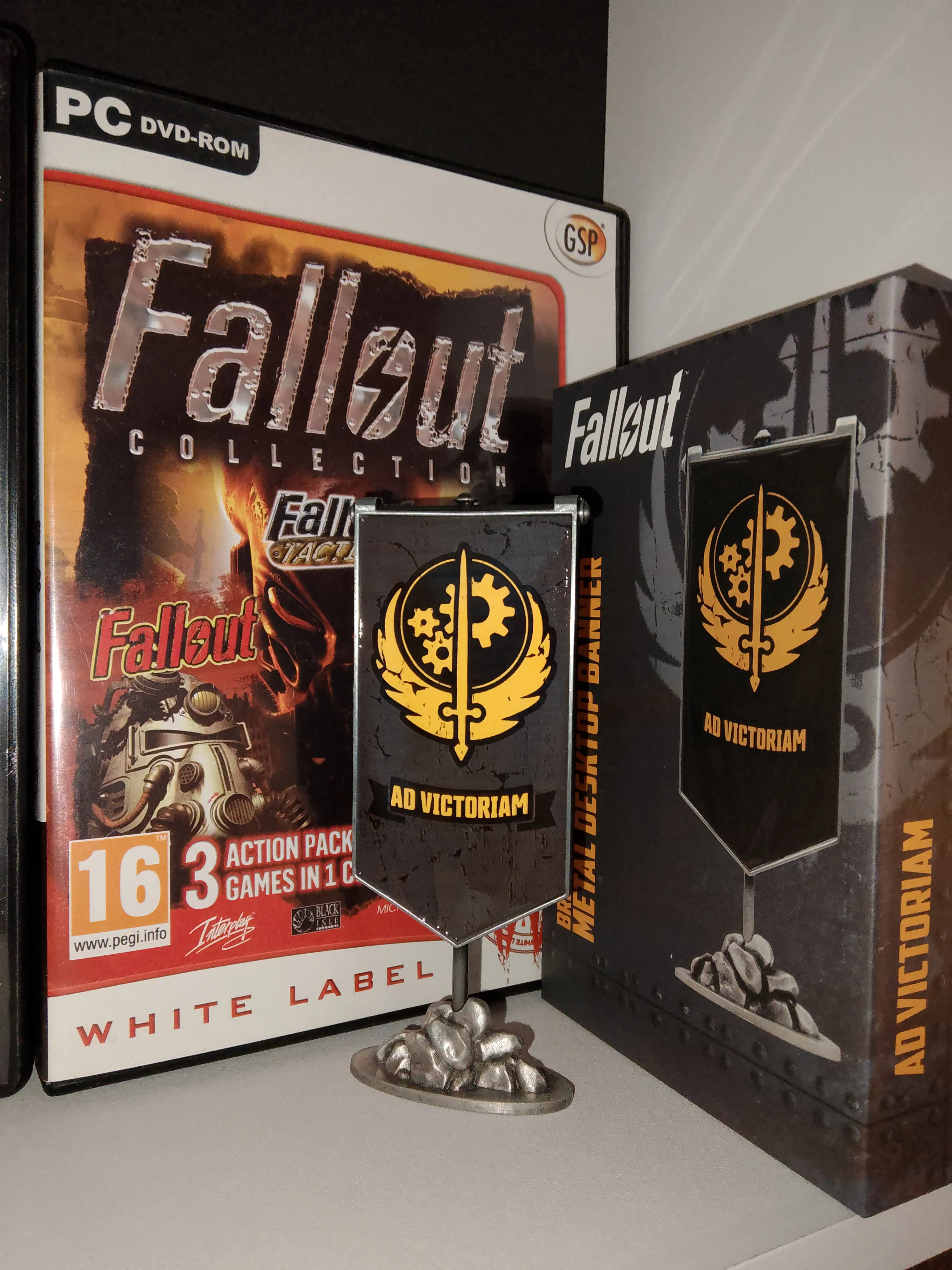 Fallout replika Grognak the Barbarian Holotape fotografija proizvoda