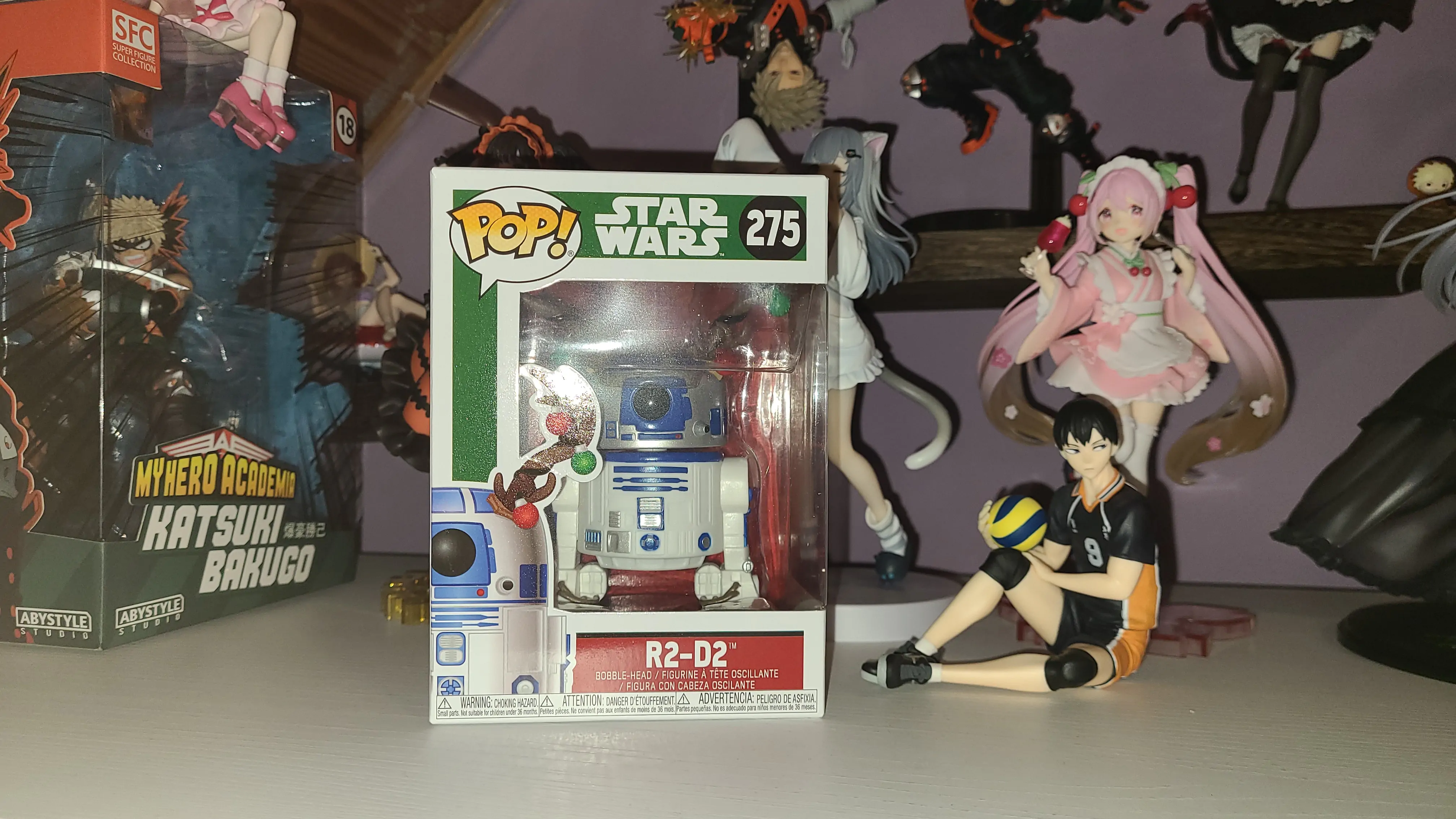 POP figurica Star Wars Holiday R2-D2 s rogovljem fotografija proizvoda
