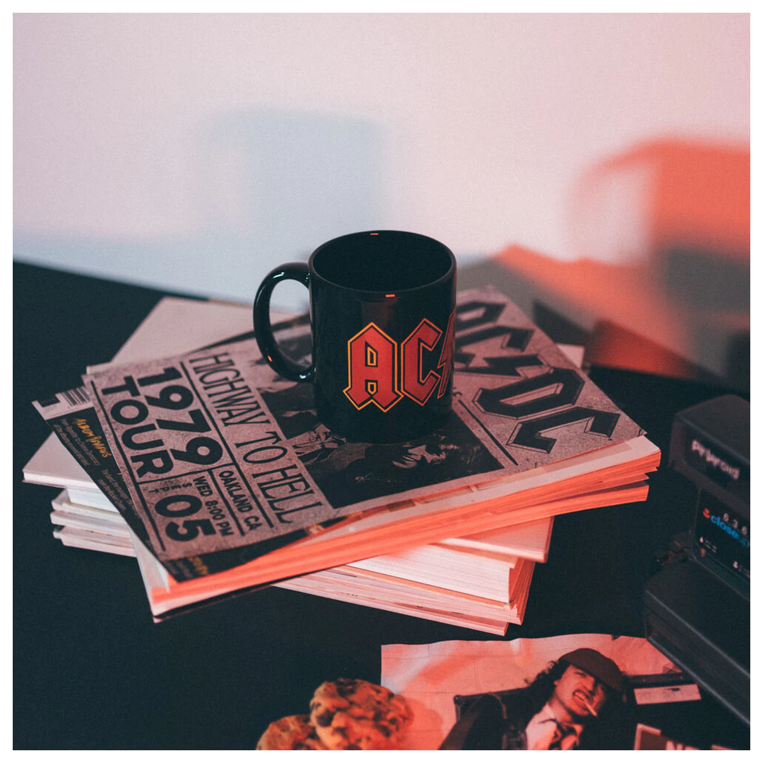 AC/DC šalica 350 ml fotografija proizvoda