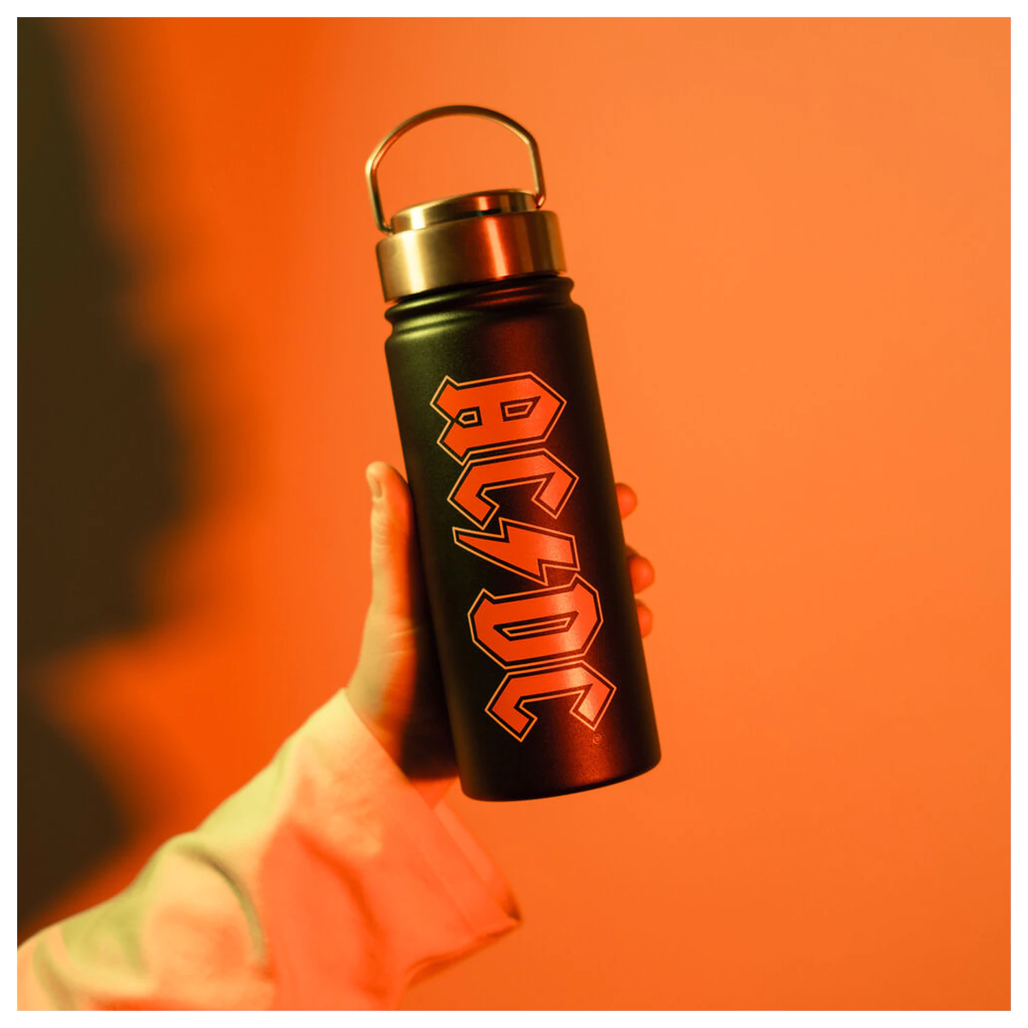 AC/DC boca od nehrđajućeg čelika 500 ml fotografija proizvoda