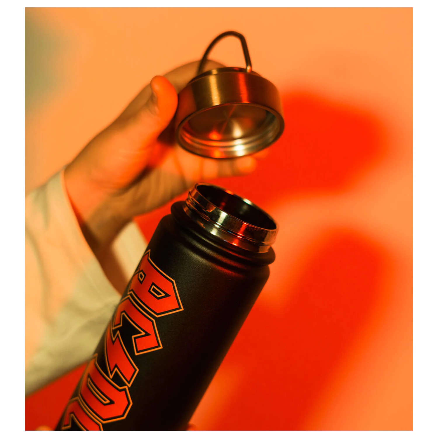 AC/DC boca od nehrđajućeg čelika 500 ml fotografija proizvoda