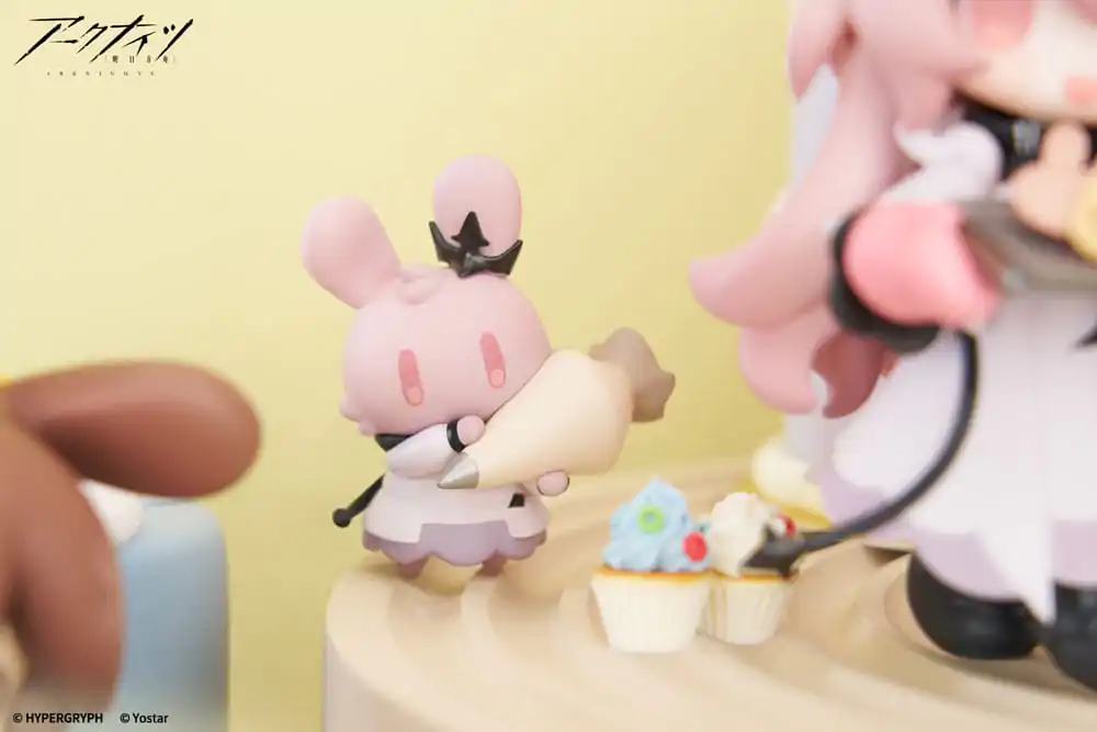 Arknights Would You Like A Dessert? Mini Serija PVC Kip Civilight Eterna 11 cm fotografija proizvoda