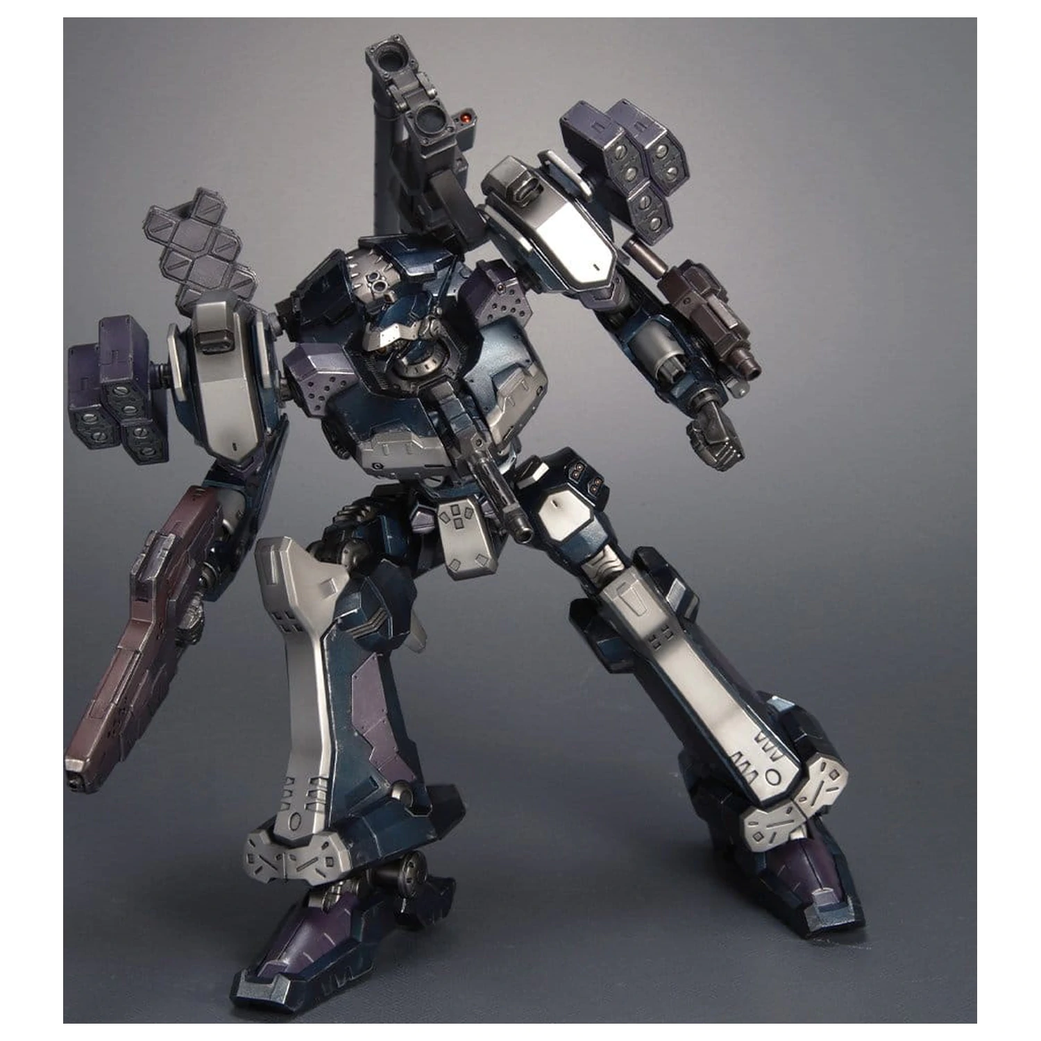 Armored Core Plastični Model 1/72 CREST CR-C75U2 Close Quarters Ver. 16 cm fotografija proizvoda