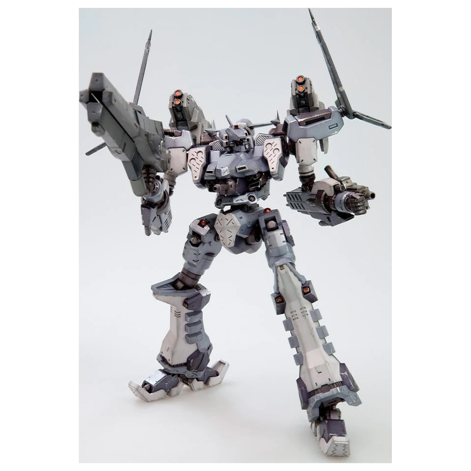 Armored Core VI Crest CR-C98E2 Assault Type maketa 16 cm fotografija proizvoda