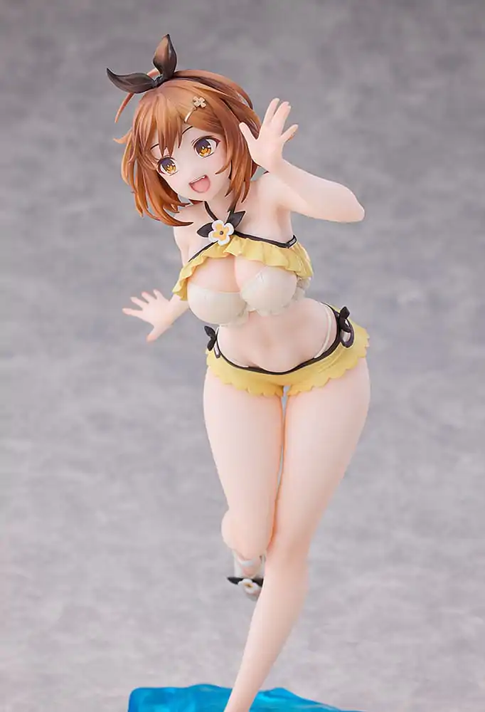 Atelier Ryza: Ever Darkness & the Secret Hideout PVC Kip 1/7 Reisalin Stout: Swimsuit Ver. 23 cm fotografija proizvoda