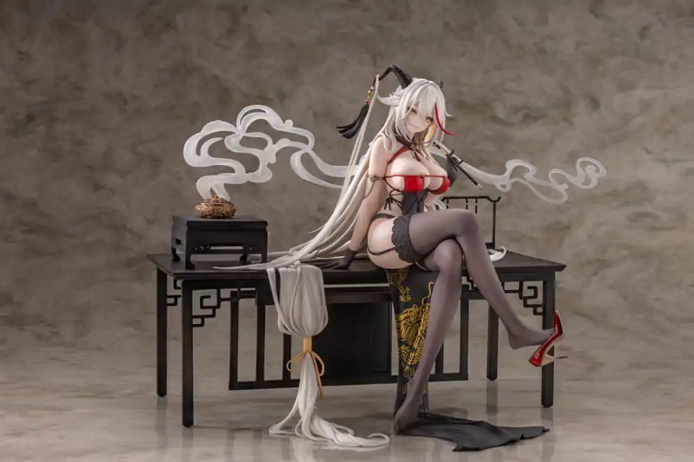 Azur Lane PVC Kip 1/6 Agir Golden Dragon Among Auspicious Clouds Ver. 22 cm fotografija proizvoda