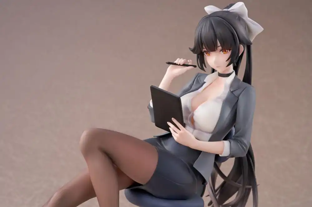 Azur Lane PVC Kip 1/6 Takao Ofiice Lady Ver. 18 cm fotografija proizvoda