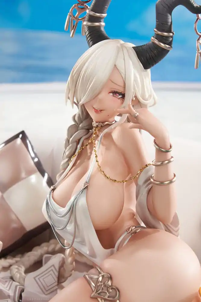 Azur Lane PVC Kip 1/7 Owari Shimmering Forsythia Ver. 17 cm fotografija proizvoda