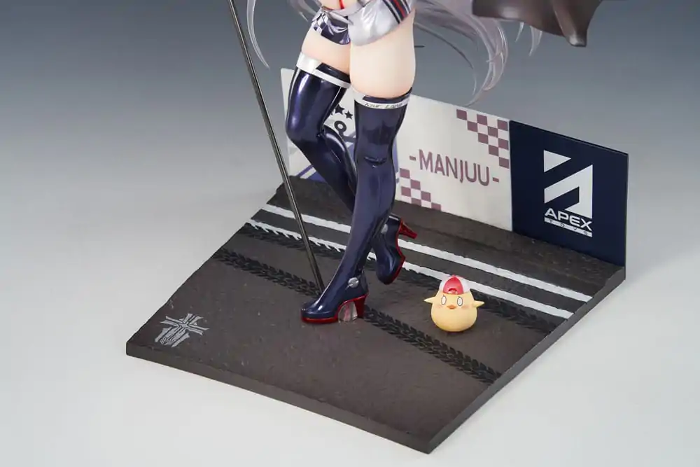 Azur Lane PVC Kip 1/7 Prinz Eugen Final Lap Ver. 30 cm fotografija proizvoda