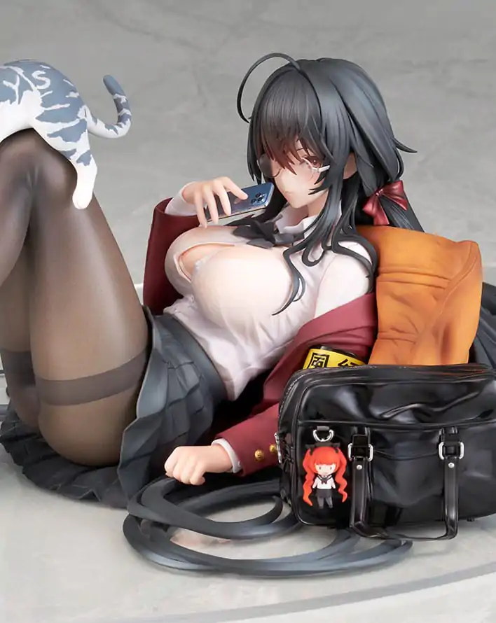 Azur Lane PVC Kip 1/7 Taiho Sweet Time After School Ver. 32 cm fotografija proizvoda