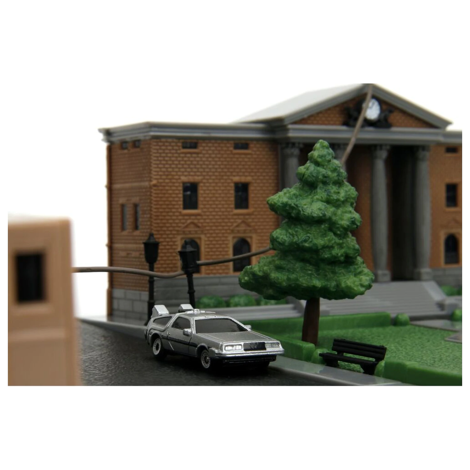 Back To The Future Hill Valley Courthouse Square replika diorame fotografija proizvoda