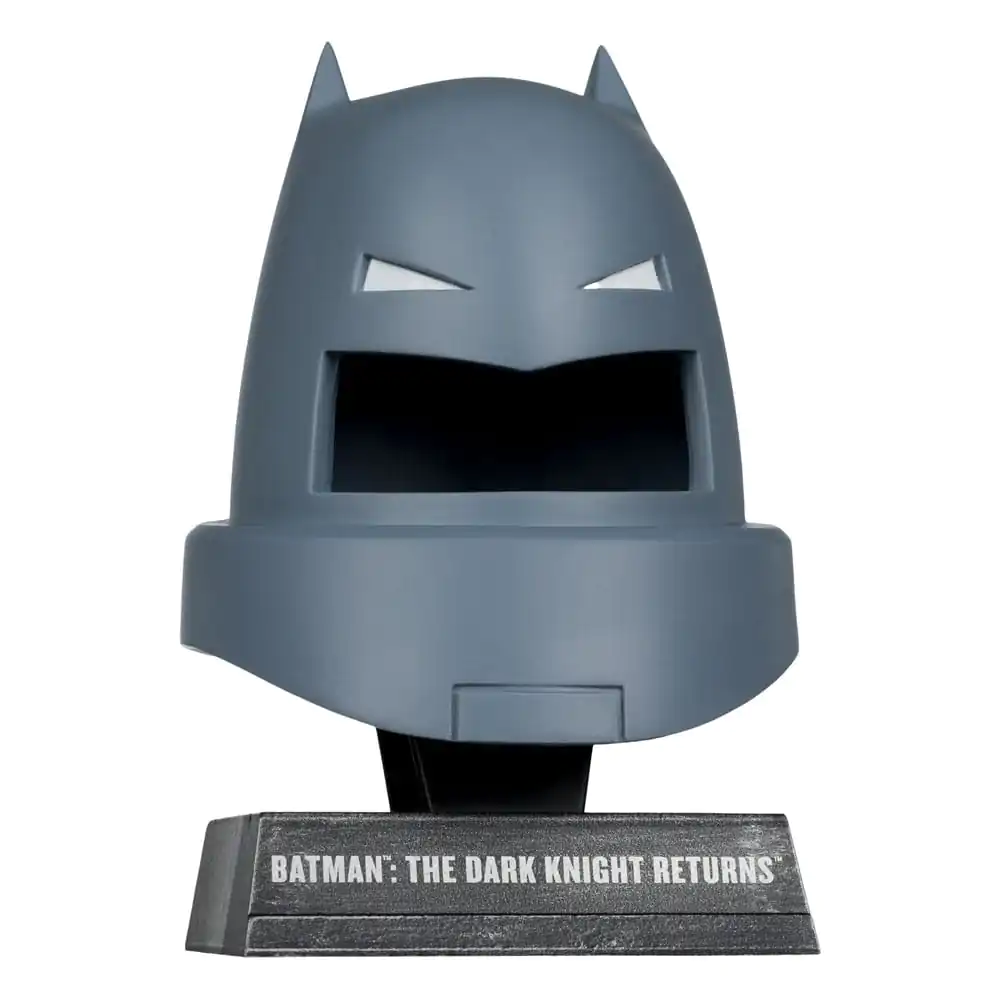 Batman DC Direct Mini Replika 1/3 Armoured Batman Cowl (Dark Knight Returns) 18 cm fotografija proizvoda