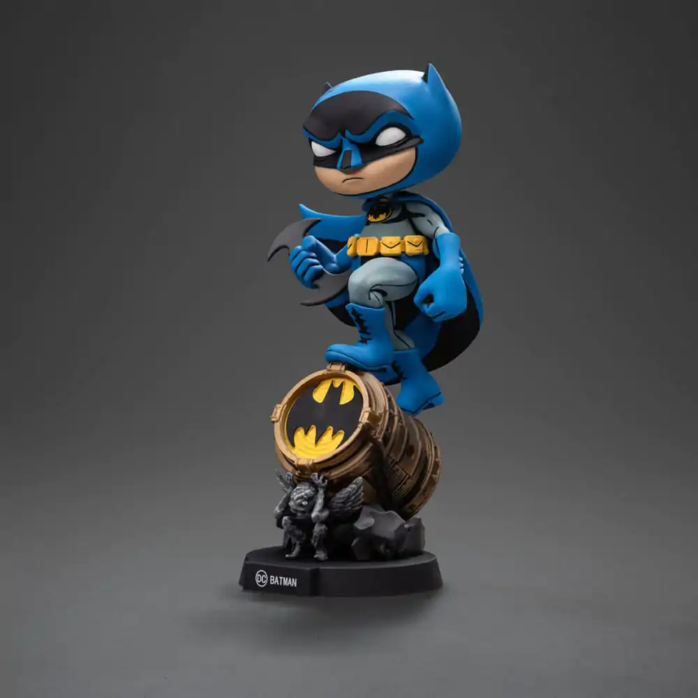 Batman Mini Co. PVC Figura Batman na Bat-Signalu (Plava varijanta) 19 cm fotografija proizvoda