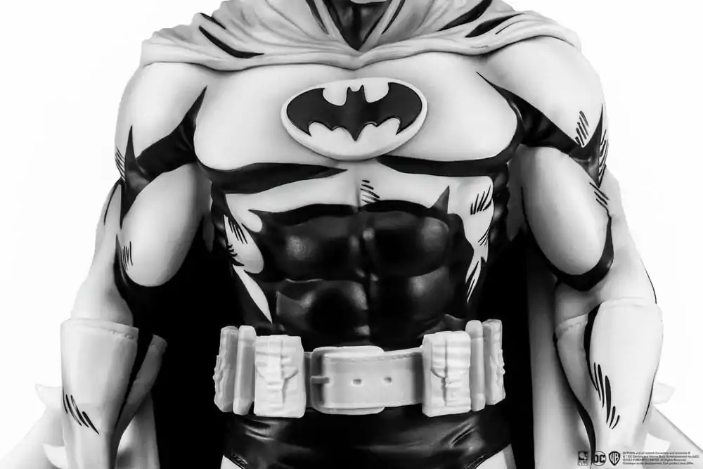 Batman PX PVC Kip 1/8 SDCC 2024 Batman Black & White Version 27 cm fotografija proizvoda