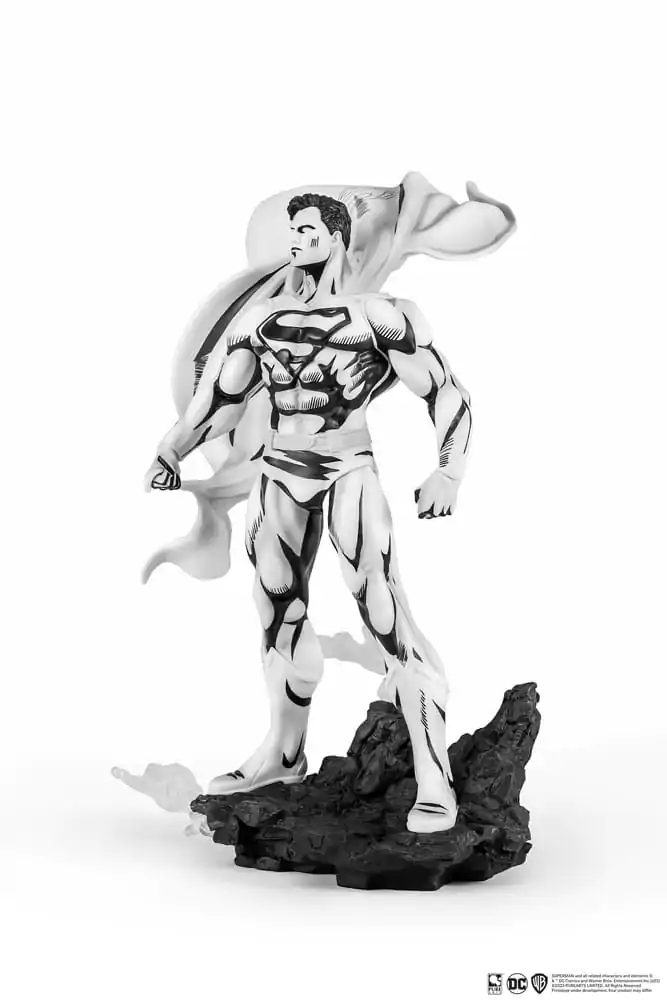Batman PX PVC Kip 1/8 SDCC 2024 Superman Crno-bijela verzija 30 cm fotografija proizvoda