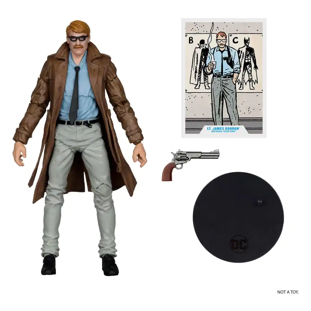 Batman Year One (Part 4) DC Multiverse akcijska figura Lt. James Gordon (Gold Label) 18 cm fotografija proizvoda