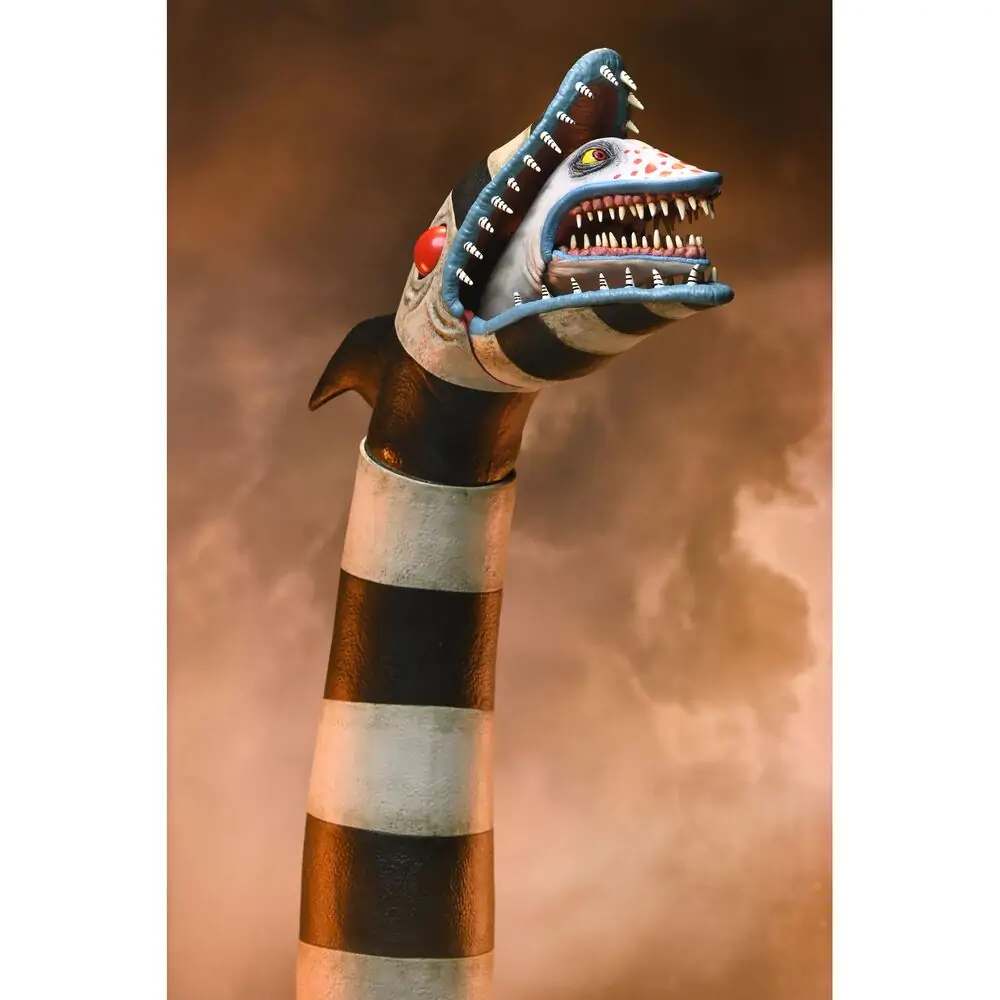 Beetlejuice 2 Matador Beetlejuice & Sandworm Ultimate figure fotografija proizvoda