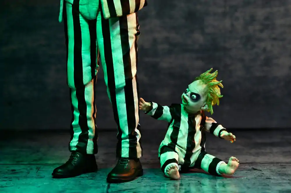 Beetlejuice Beetlejuice akcijska figura 7 Scale Ultimate Striped Suit Beetlejuice 18 cm fotografija proizvoda