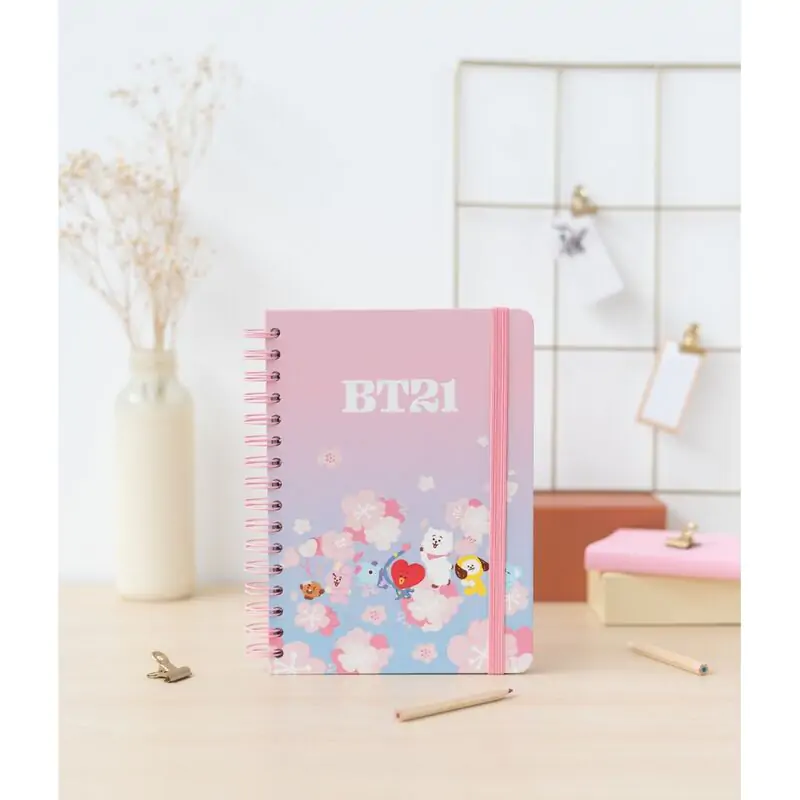 BT21 Sakura A5 bilježnica fotografija proizvoda