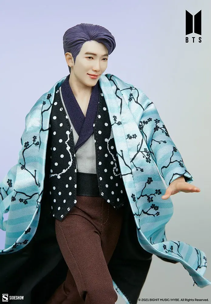 BTS Idol Collection PVC kip RM Deluxe 23 cm fotografija proizvoda