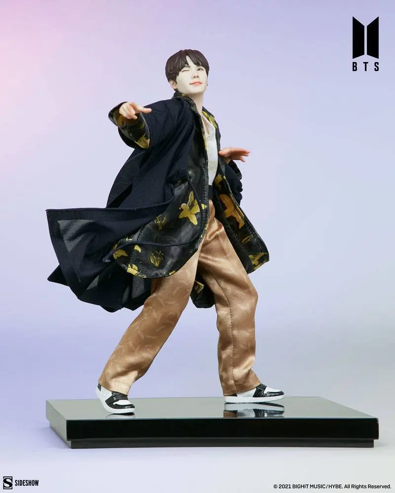 BTS Idol Collection PVC figura SUGA Deluxe 23 cm fotografija proizvoda