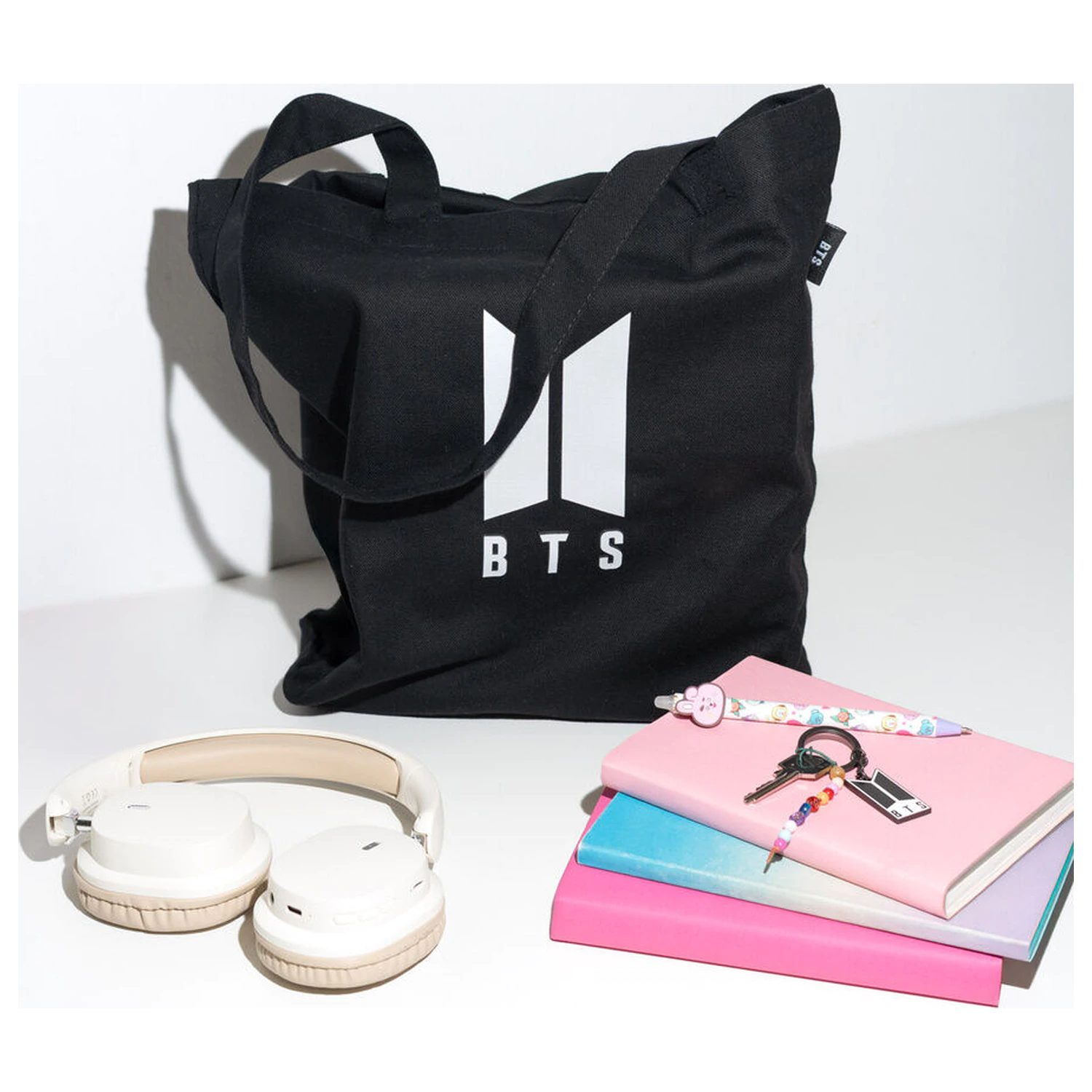 BTS logo torba fotografija proizvoda