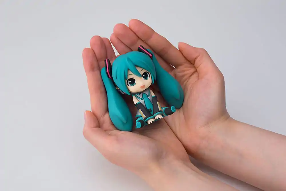 Character Vocal Series 01: Hatsune Miku Piapro Characters Gumeni Mascot Nendroid Plus Mini Figura Hatsune Miku 8 cm fotografija proizvoda