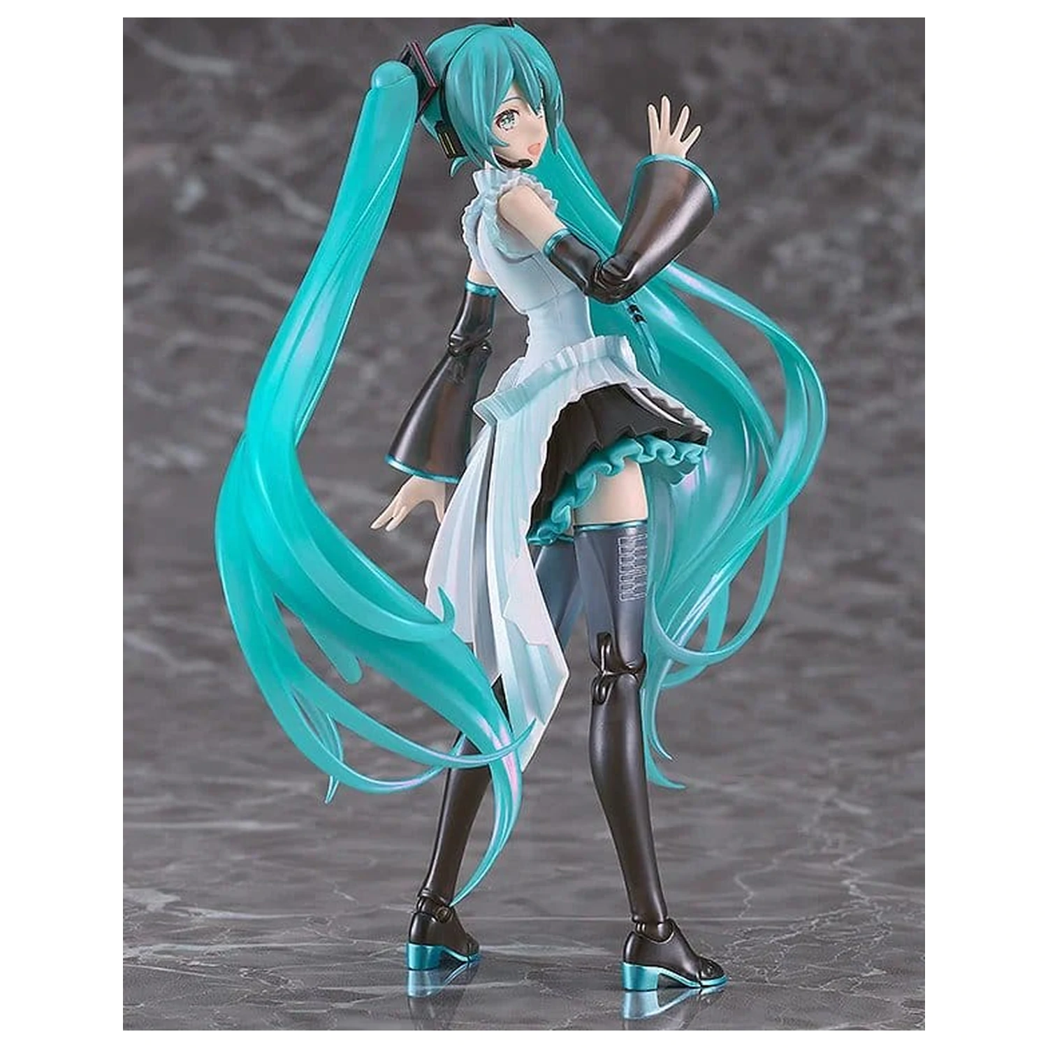 Character Vocal Series 01: Hatsune Miku Plamatea plastični model Happy 16th Birthday Ver. 16 cm fotografija proizvoda