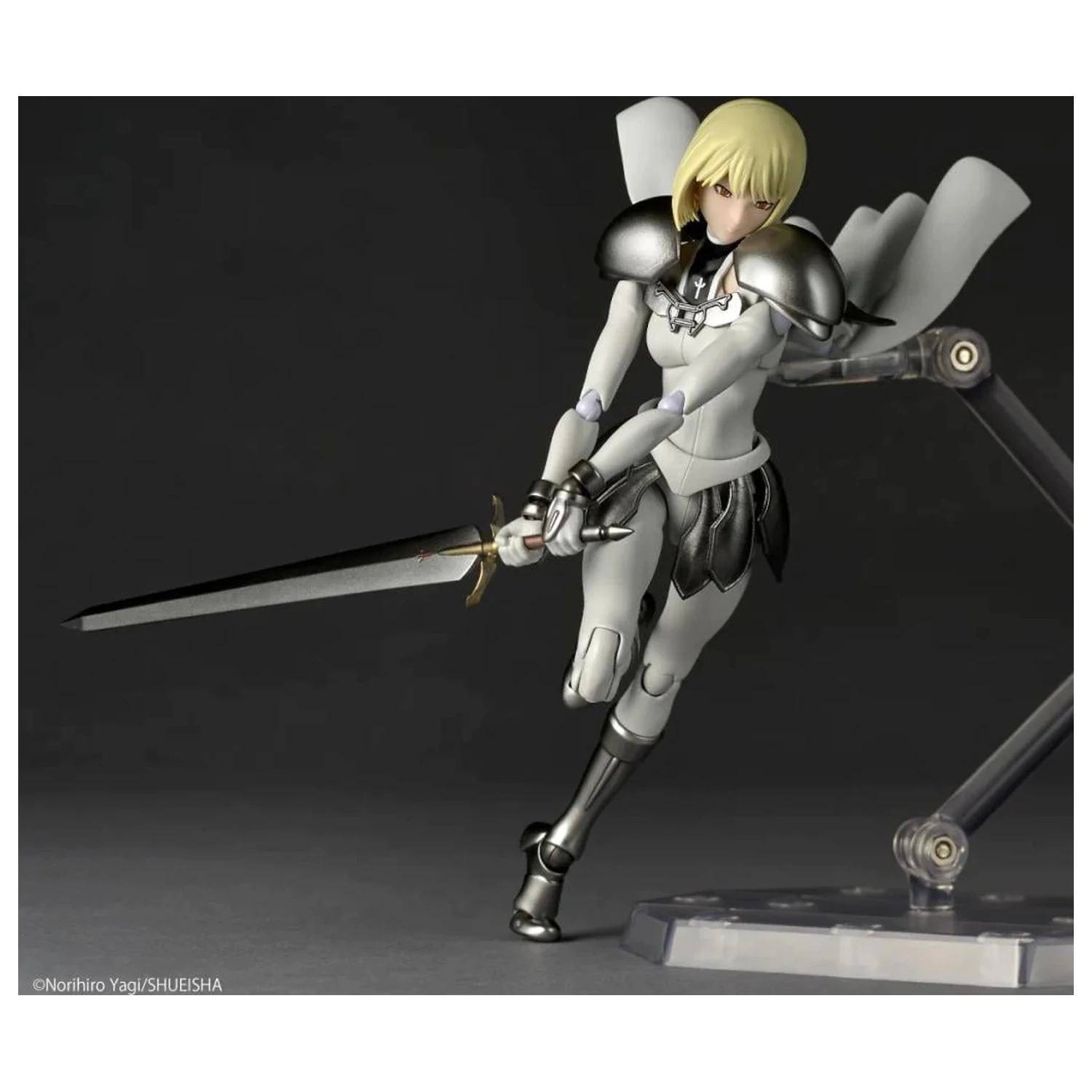 Claymore Clare figura Revoltech 15,5 cm fotografija proizvoda