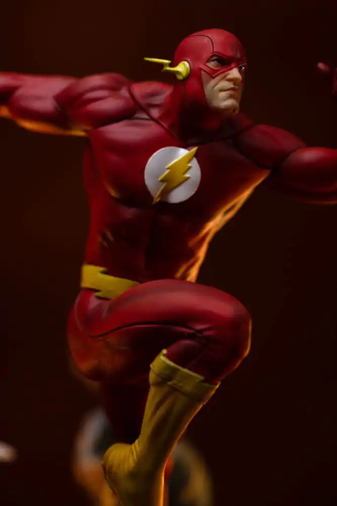 DC Comics Art Scale kip 1/10 Flash 25 cm fotografija proizvoda