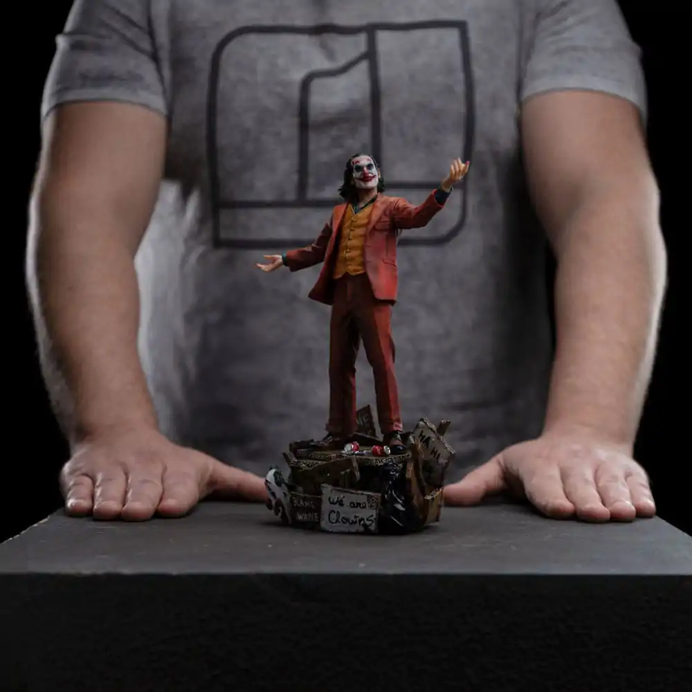 DC Comics Art Scale Deluxe Kip 1/10 Joker (Arthur Fleck) 19 cm fotografija proizvoda