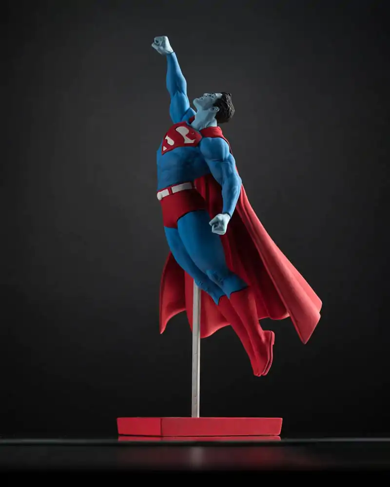 DC Direct kip 1/10 Superman crveni i plavi: Superman by Gary Frank Limited Edition 26 cm fotografija proizvoda