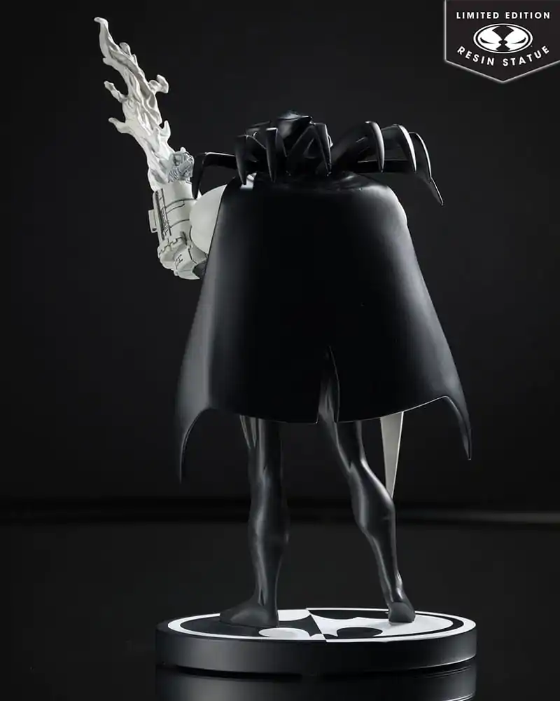 DC Direct Batman: Black & White Kip 1/10 Azrael by Joe Quesada 21 cm fotografija proizvoda