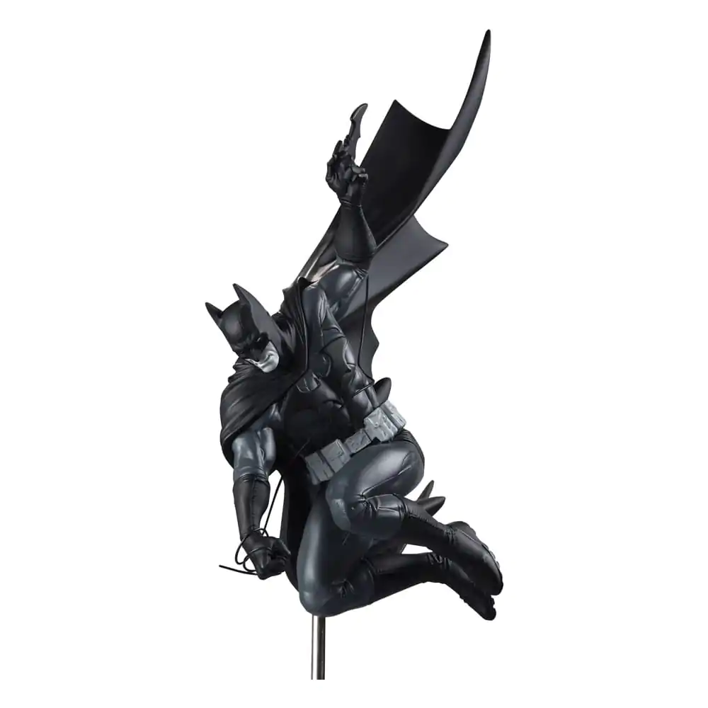 DC Direct Batman Black & White kip 1/10 Batman by Inhyuk Lee 25 cm fotografija proizvoda