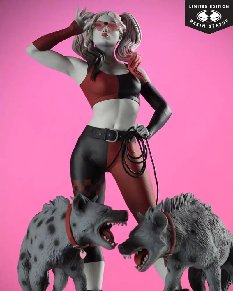 DC Direct Harley Quinn: Crveno, bijelo & Black kip 1/10 Harley Quinn by Jenny Frison 19 cm fotografija proizvoda