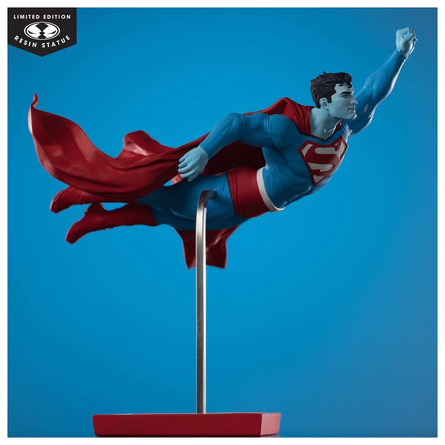 DC Direct Superman Red & Blue Statua 1/10 Superman by Lee Bermejo 26 cm fotografija proizvoda